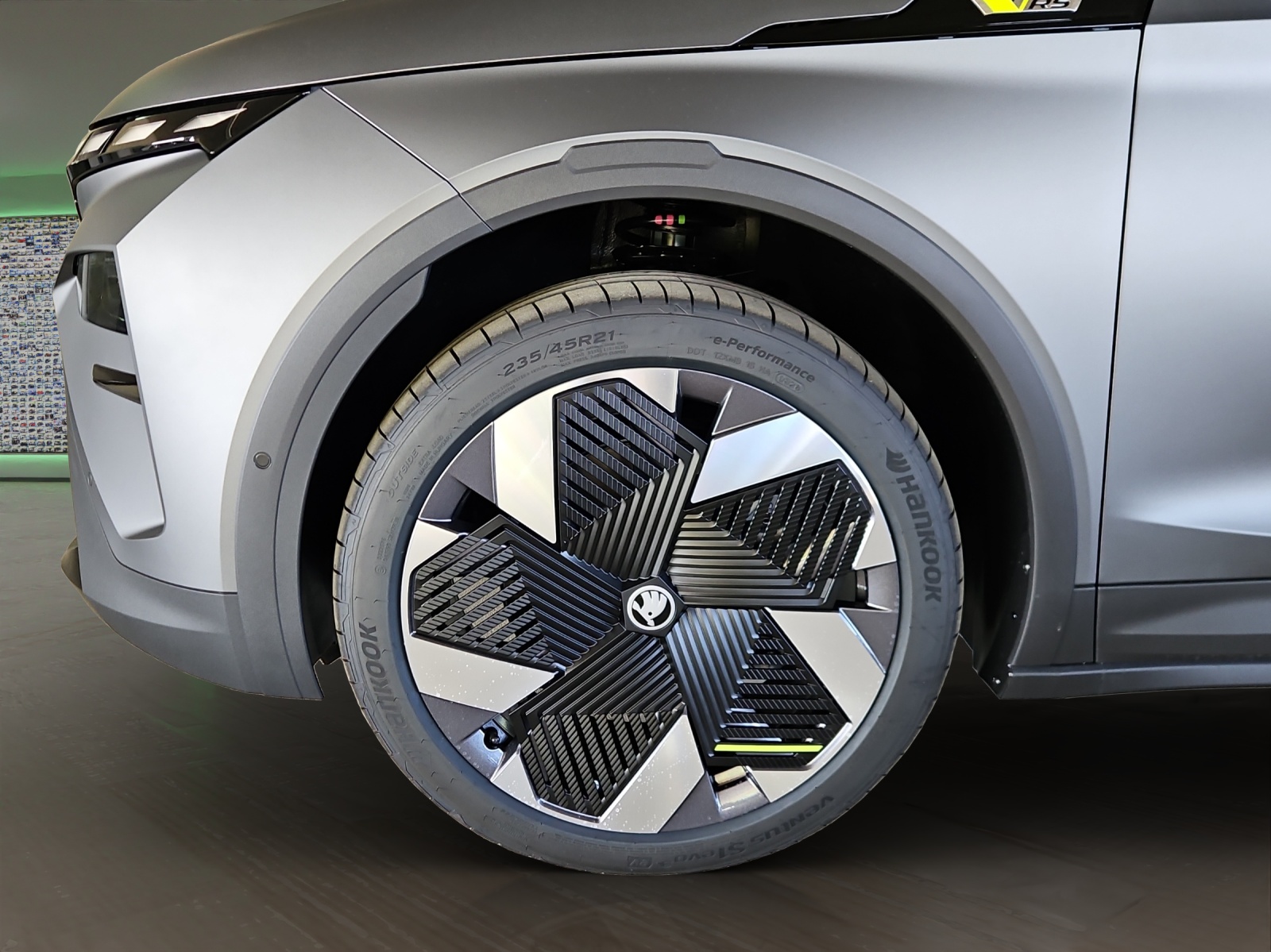 SKODA Elroq RS Matt Edition 4x4-image-5