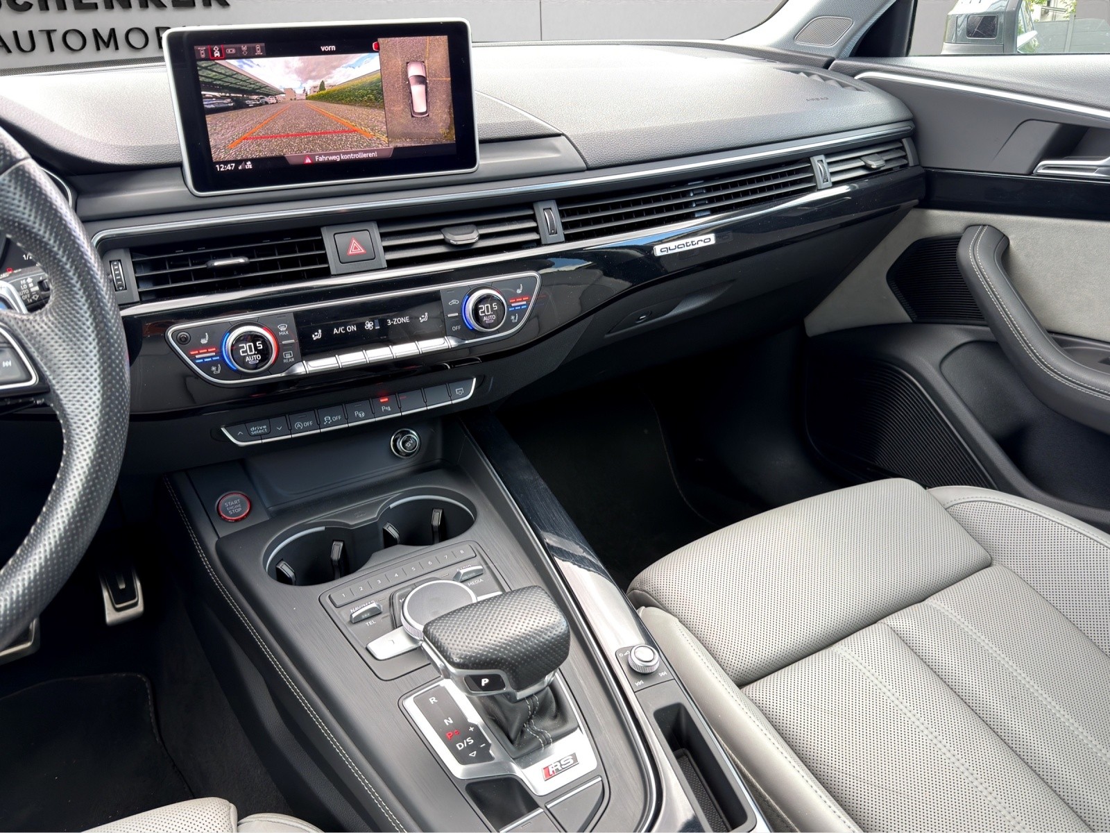 AUDI RS4 Avant 2.9 TFSI quattro tiptronic-image-15