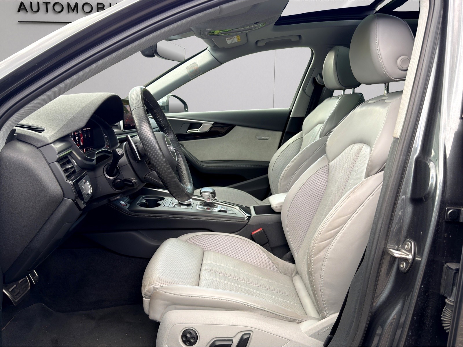 AUDI RS4 Avant 2.9 TFSI quattro tiptronic-image-9