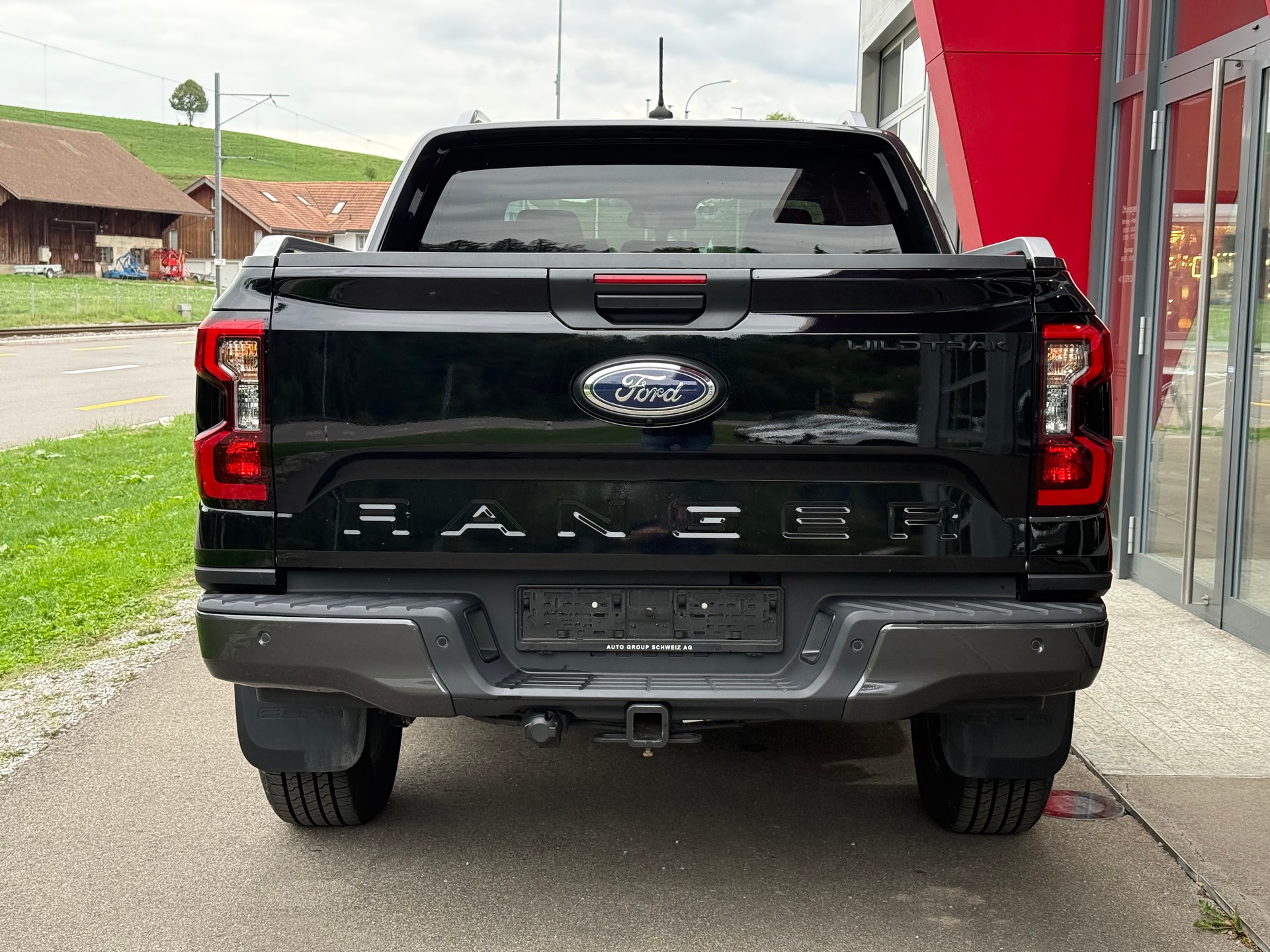 FORD Ranger Wildtrak 2.0 Eco Blue e-4WD Automat LEASING AB 734.67 CHF / MONAT-showroom-element-3