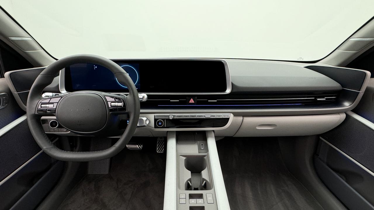 HYUNDAI Ioniq 6 77kWh Limited-image-5