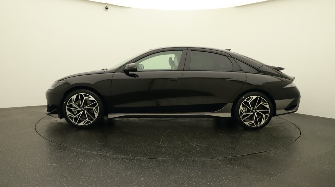 HYUNDAI Ioniq 6 77kWh Limited-showroom-element-1