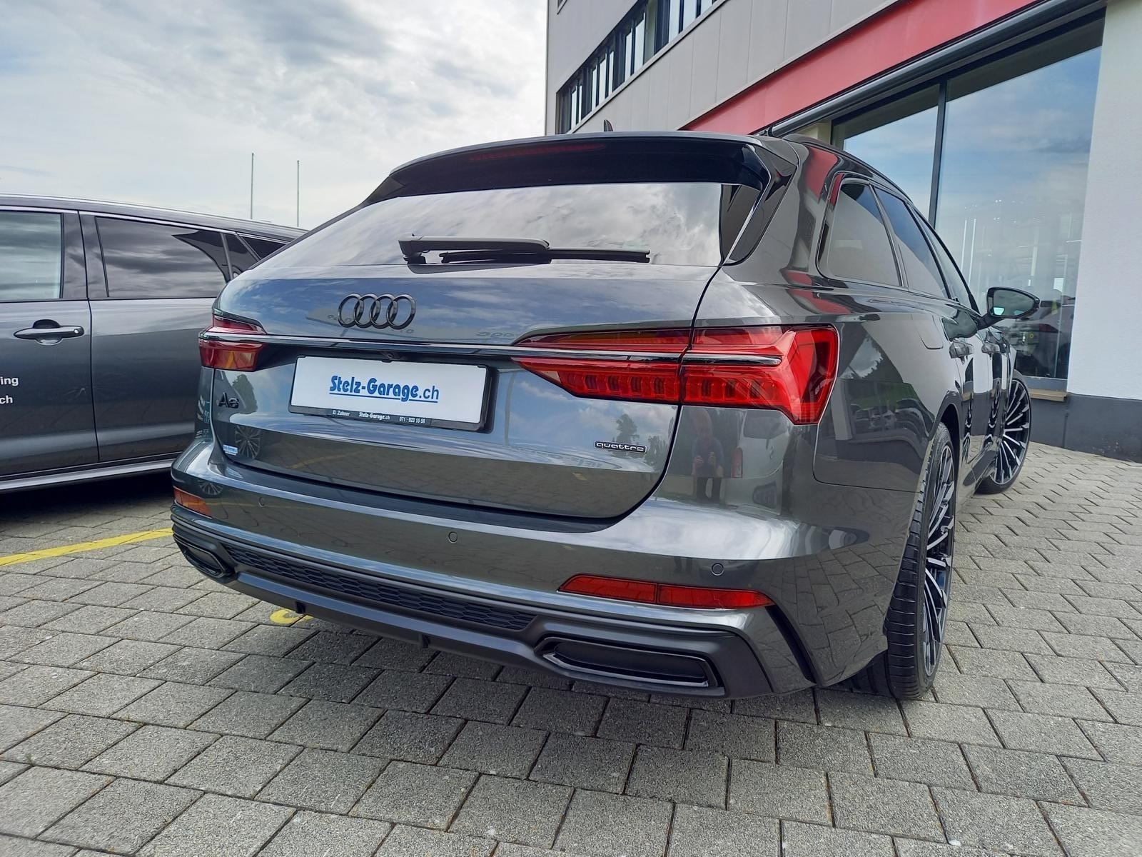 AUDI A6 Avant 40 TDI Sport quattro S-tronic **S-LINE**-showroom-element-1