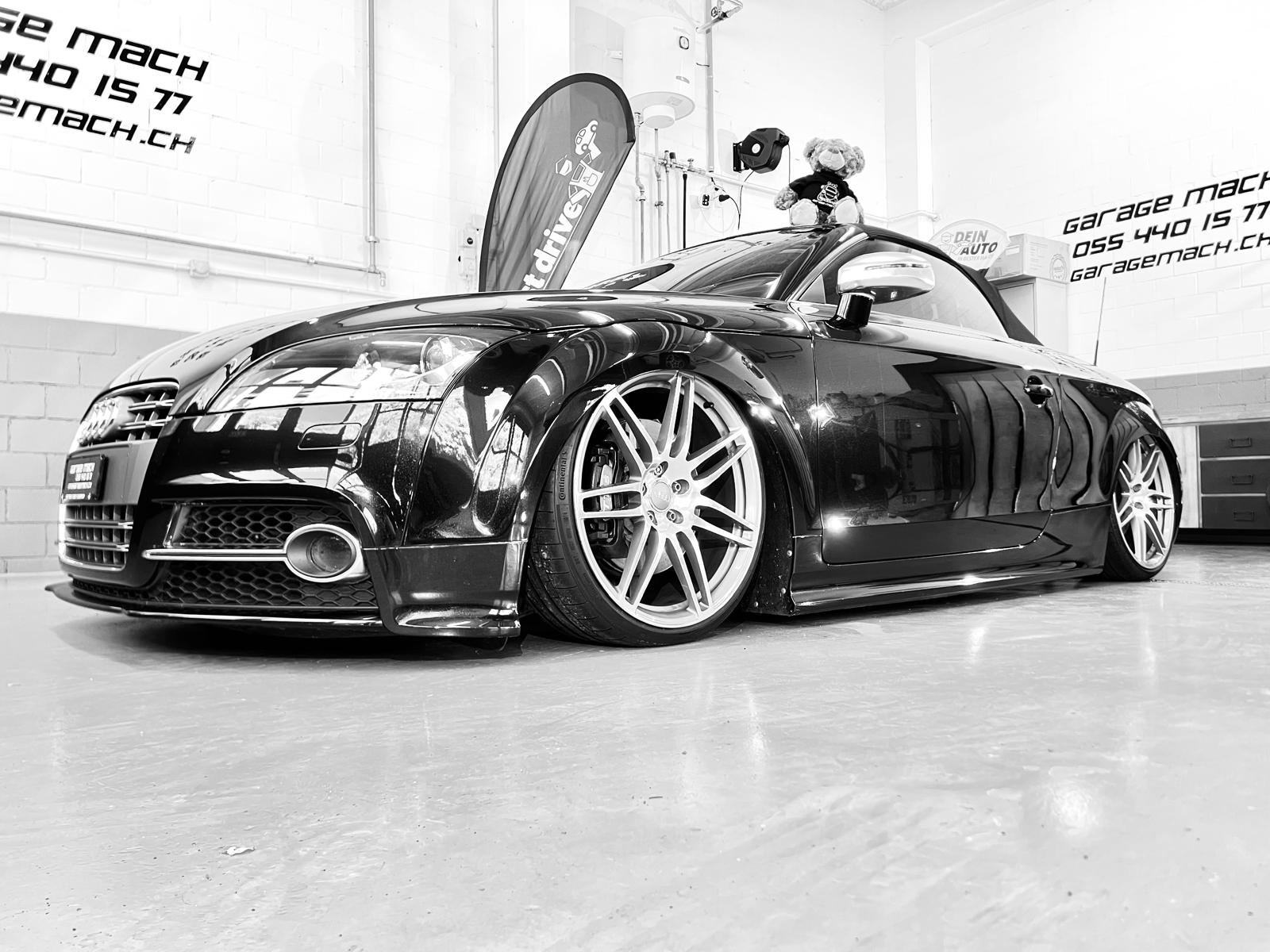 AUDI TTS Roadster 2.0 TFSI quattro **Showcar**✅-showroom-element-1
