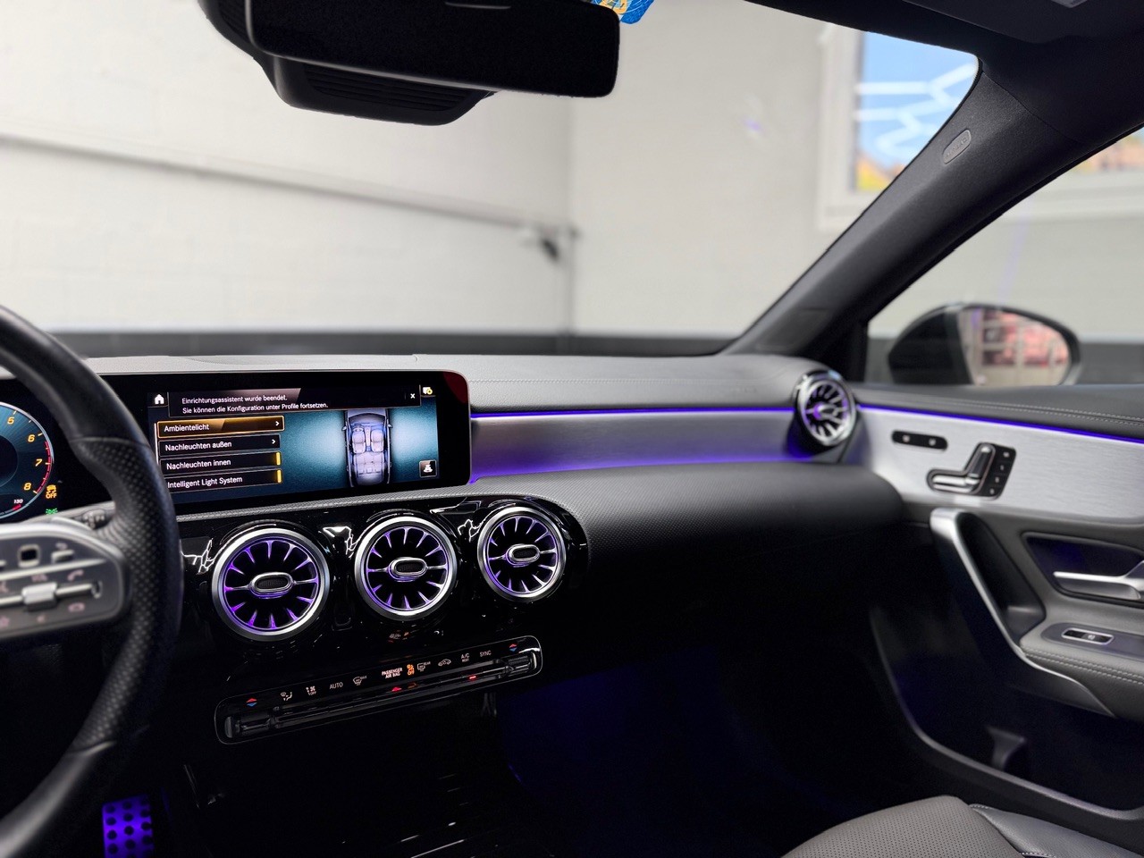 MERCEDES-BENZ A 250 4Matic AMG Line 4Matic 7G-DCT | 360° Kamera | ACC | Virtual Cockpit| Ambientebeleuchtung | Head-Up Display-image-16