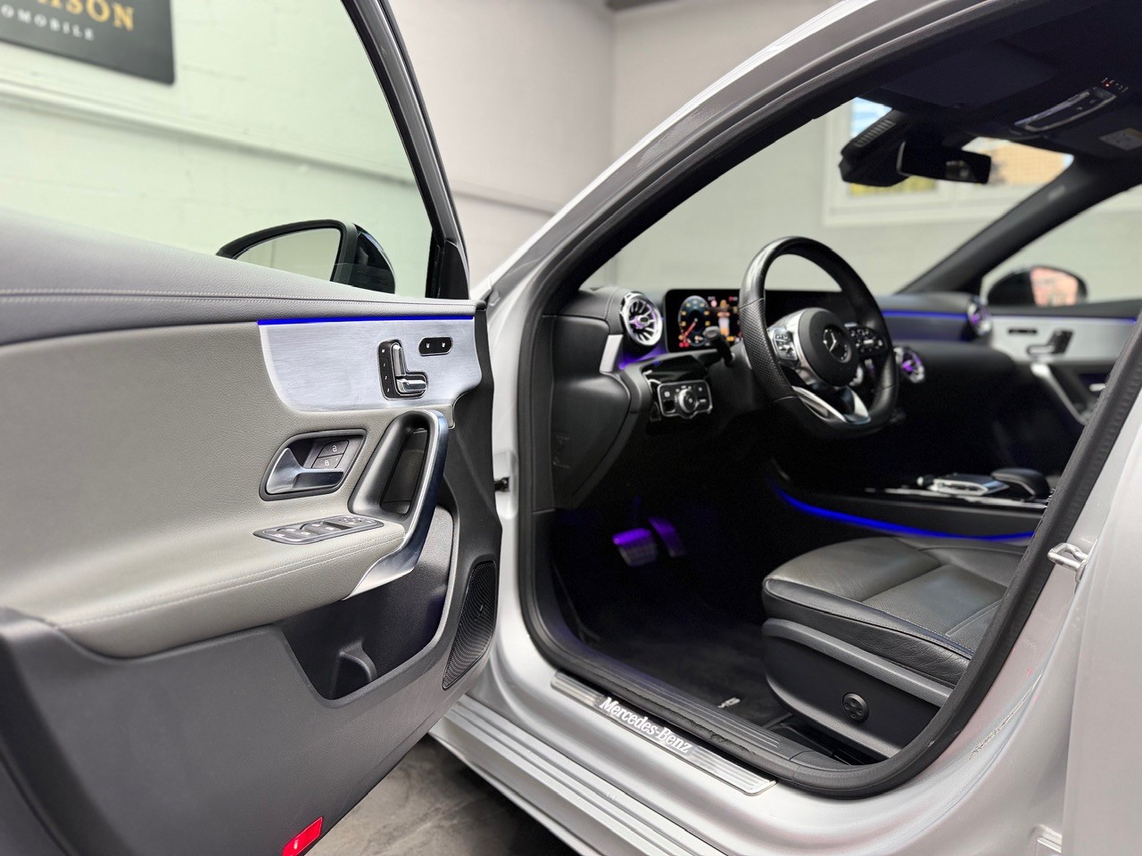 MERCEDES-BENZ A 250 4Matic AMG Line 4Matic 7G-DCT | 360° Kamera | ACC | Virtual Cockpit| Ambientebeleuchtung | Head-Up Display-image-9