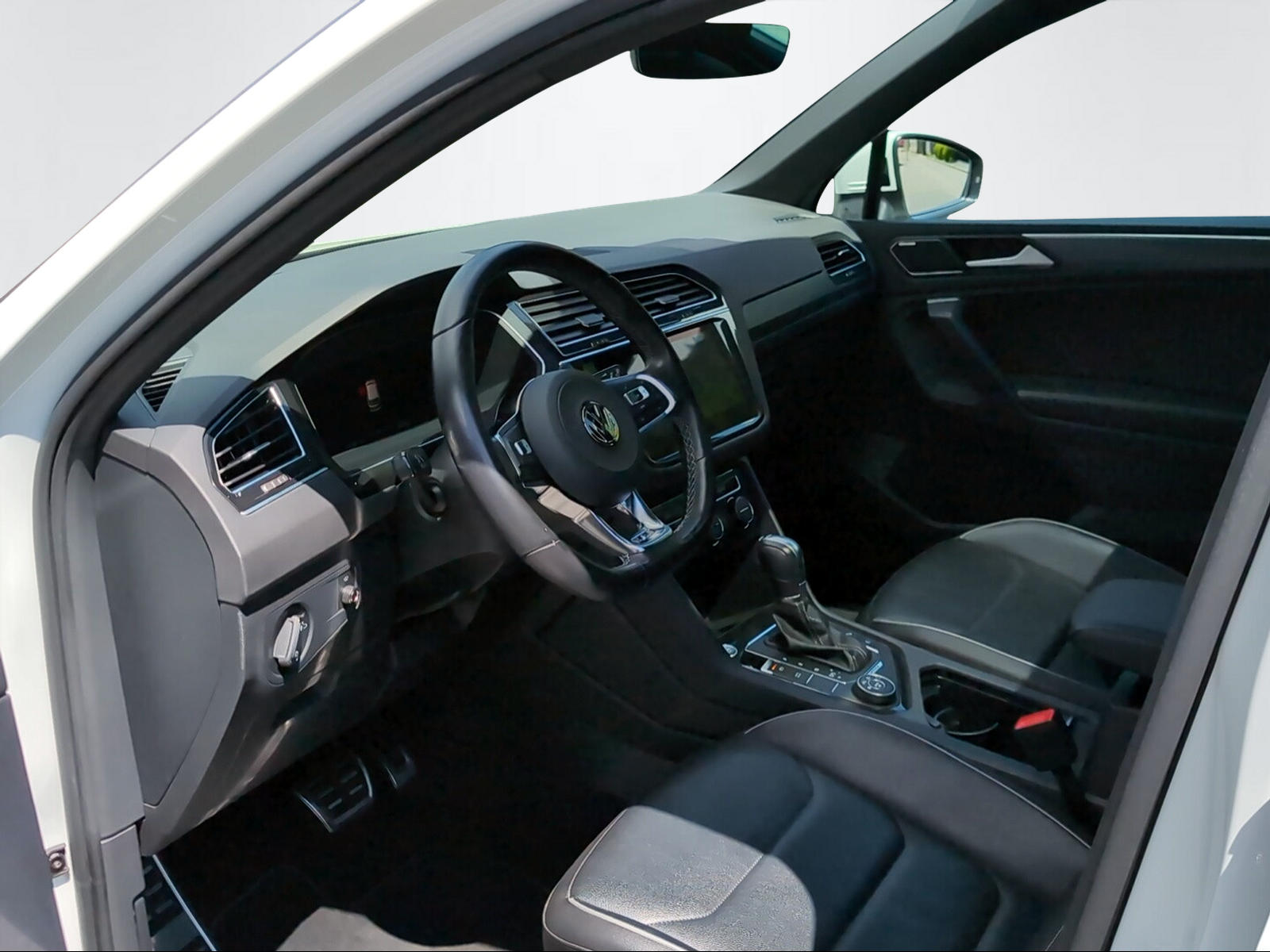 VW TIGUAN 2.0 TSI HIGHLINE DSG-image-8
