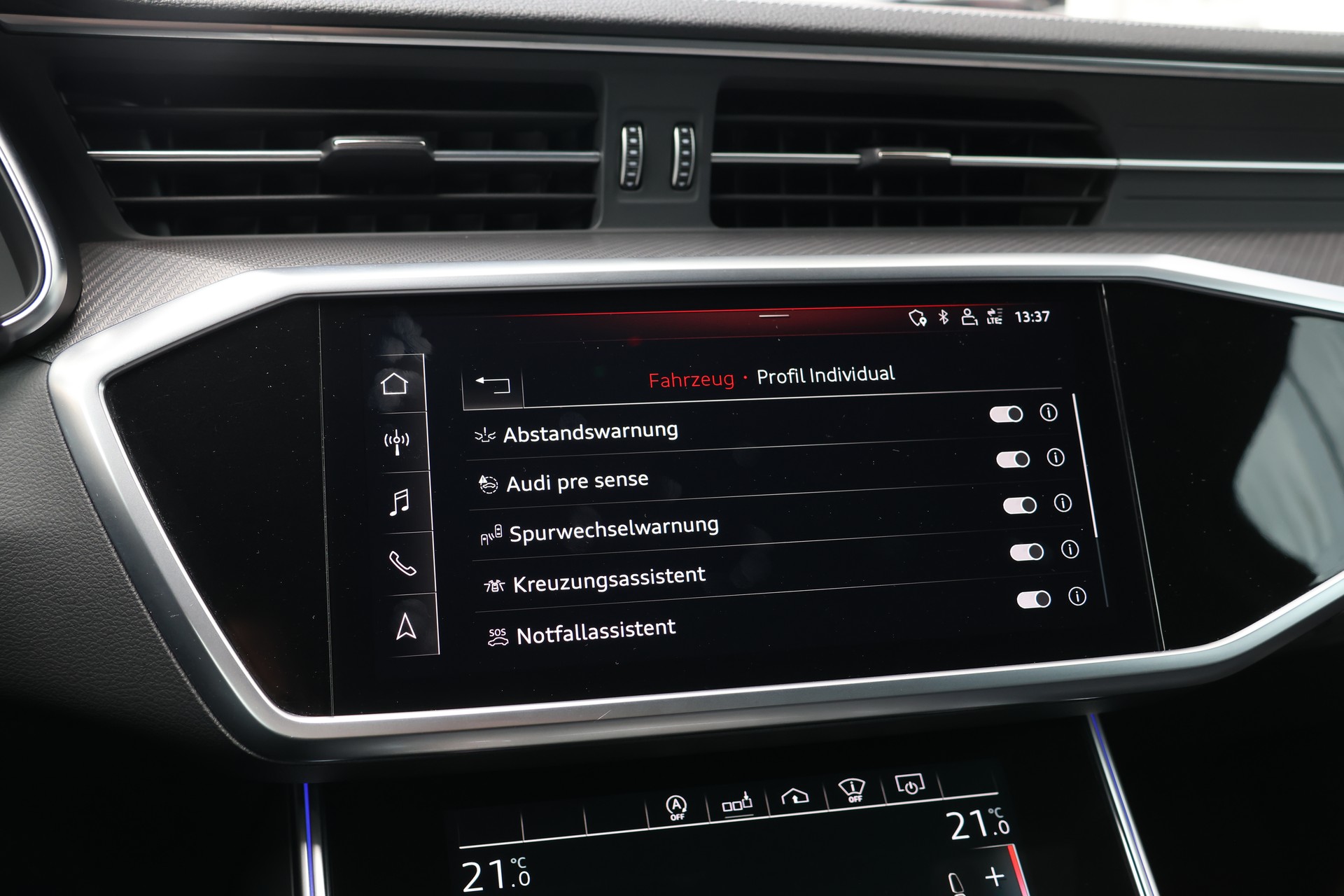AUDI RS6 Avant 4.0 TFSI V8 quattro (CH)-image-26