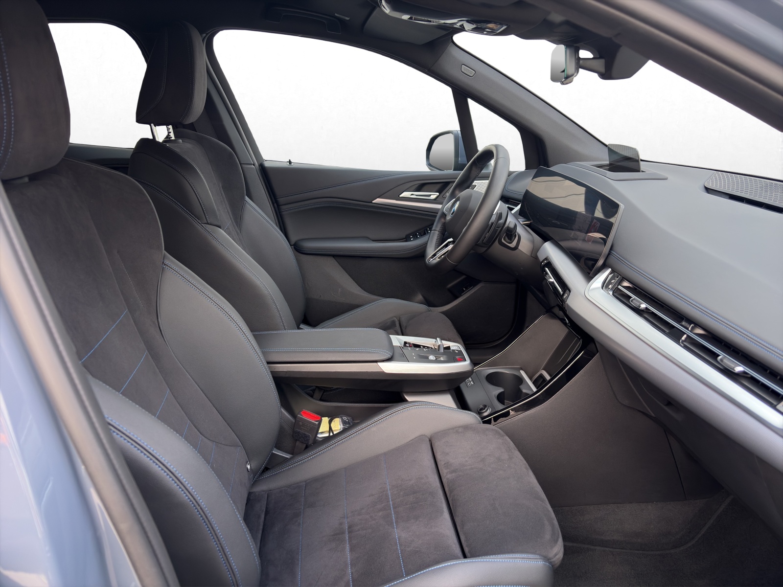 BMW 230e xDrive paddles Active Tourer-image-15