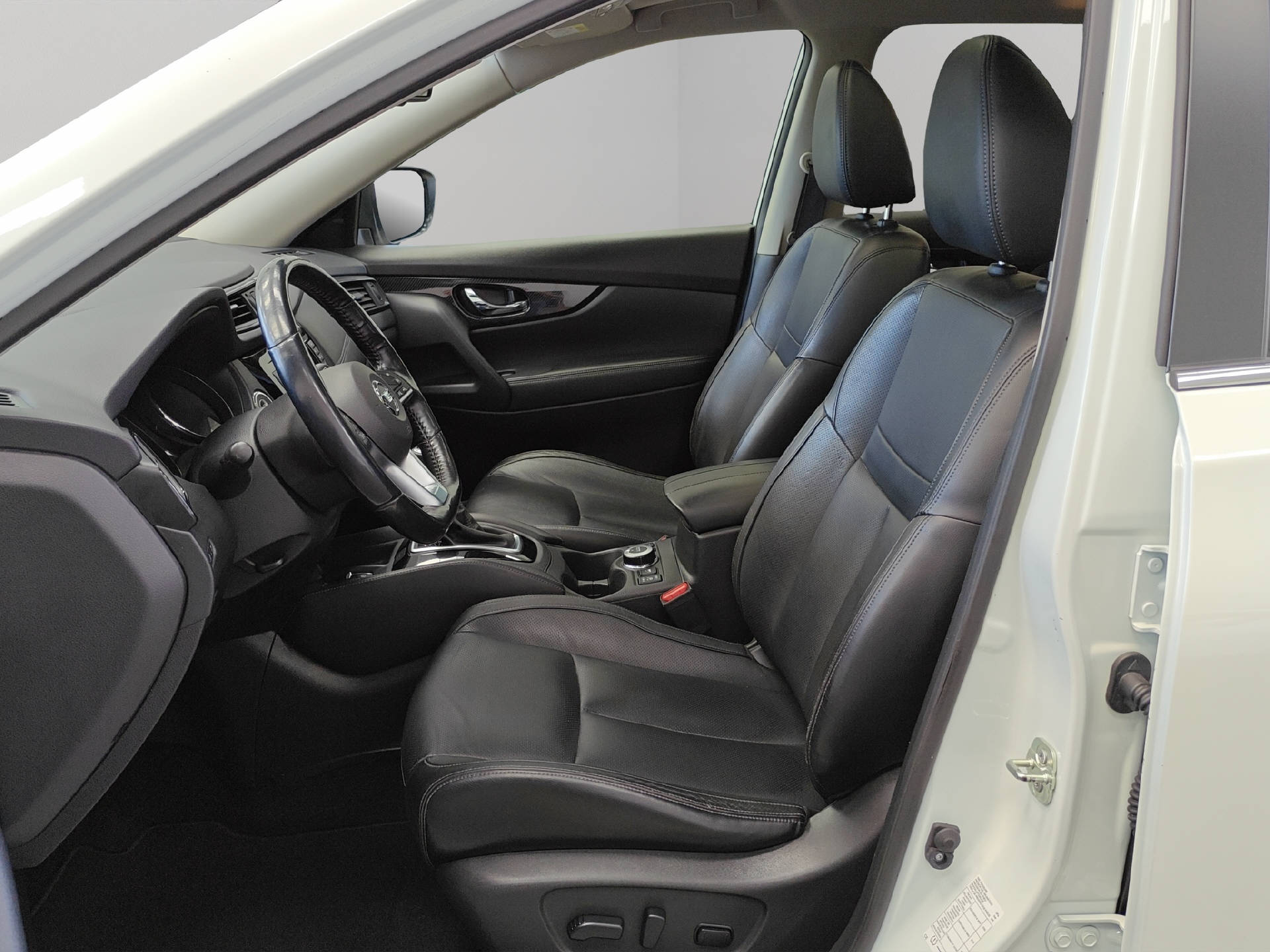 NISSAN X-Trail 2.0 dCi Tekna-image-8