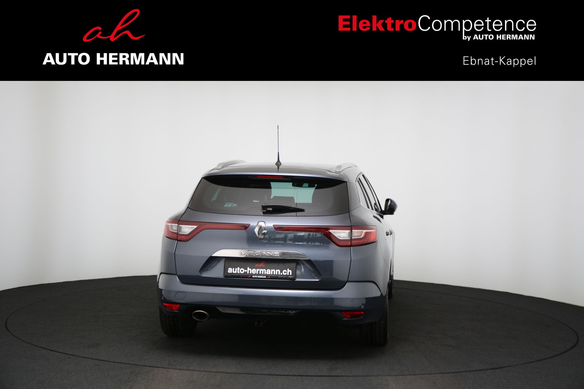 RENAULT Mégane Grandtour 1.2 16V Turbo Bose EDC-image-5