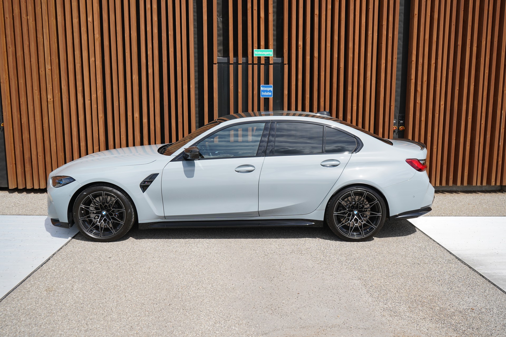 BMW M3 COMPETITION CARBON l 510 PS-showroom-element-3
