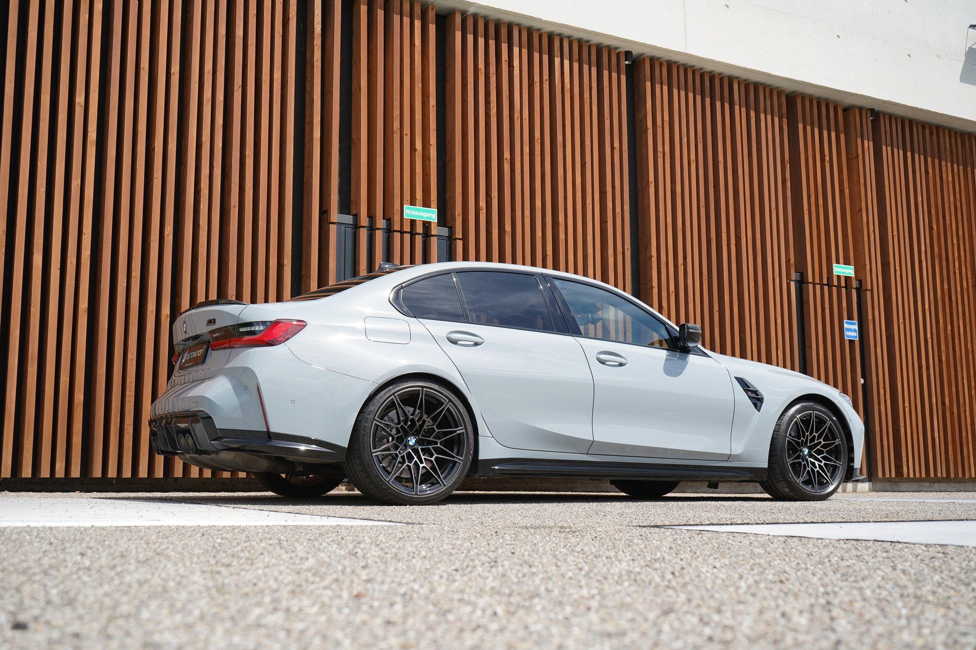 BMW M3 COMPETITION CARBON l 510 PS-image-4