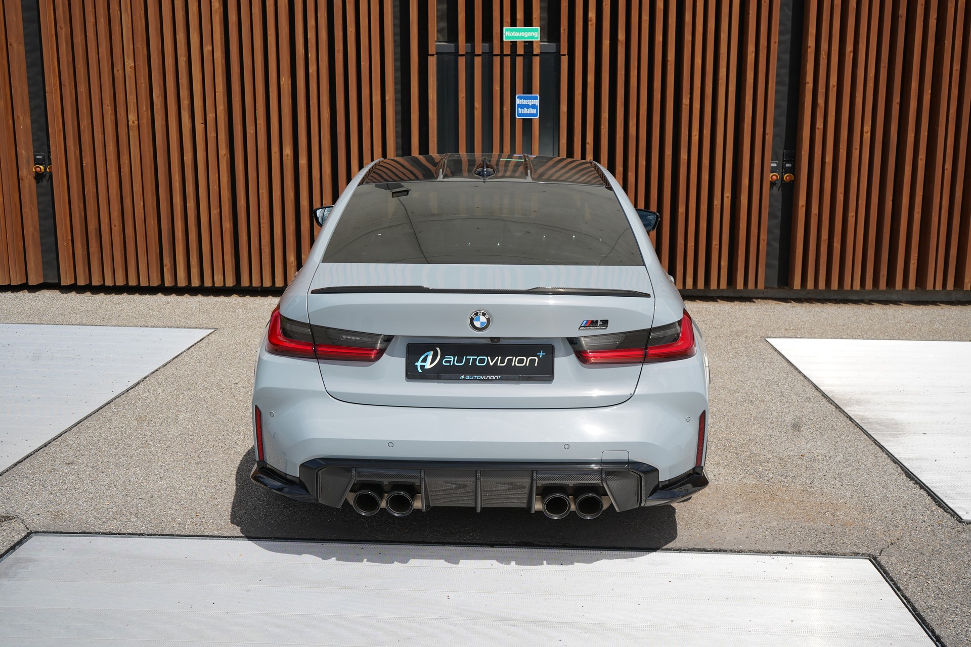 BMW M3 COMPETITION CARBON l 510 PS-image-12