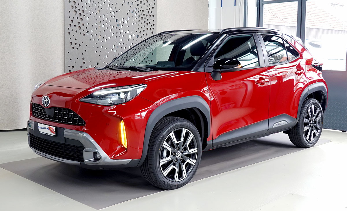 TOYOTA Yaris Cross 1.5 Premium 2WD e-CVT