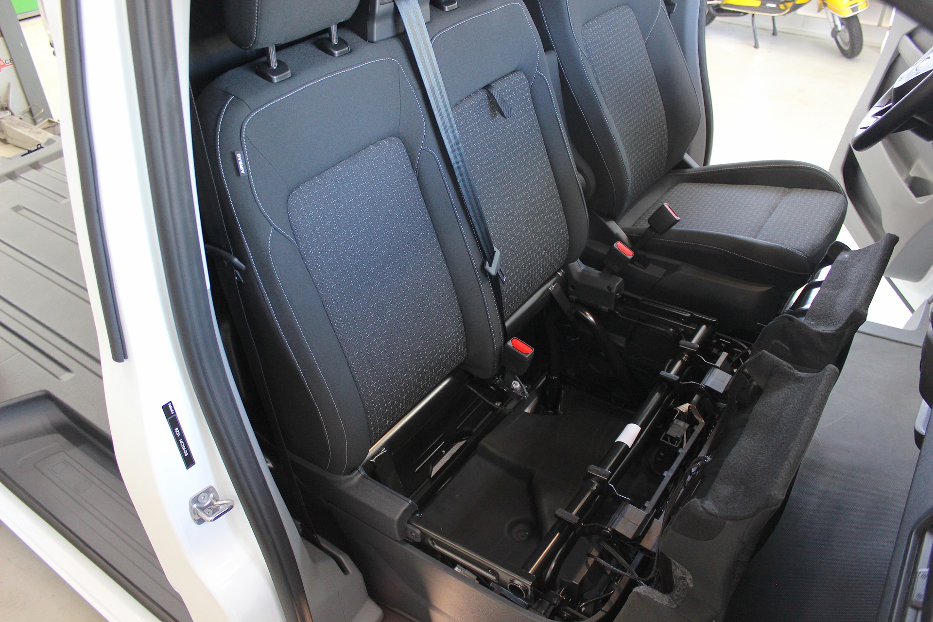FORD Transit Custom Van 320 L1H1 65kWh Trend 💥 TOP Ausstattung 💥 Inkl. Anhängerkupplung 💥 Lieferung möglich-image-17