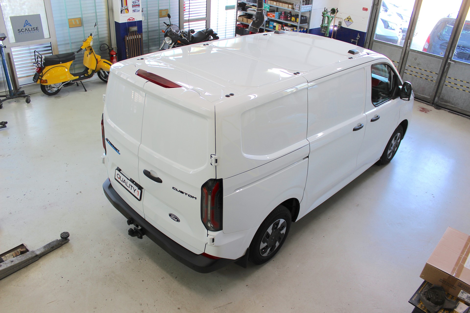 FORD Transit Custom Van 320 L1H1 65kWh Trend 💥 TOP Ausstattung 💥 Inkl. Anhängerkupplung 💥 Lieferung möglich-showroom-element-3