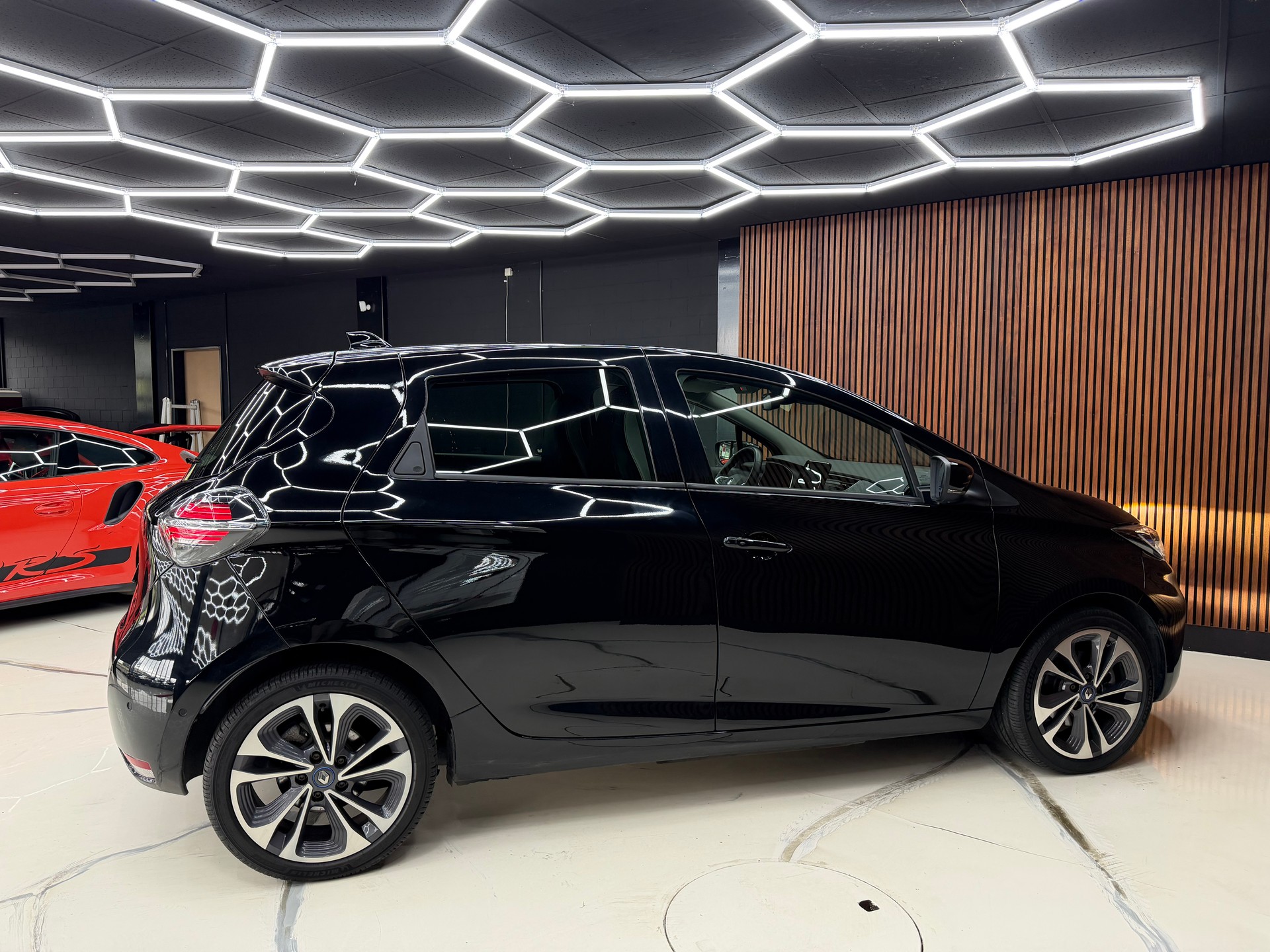 RENAULT Zoe Intens R135 (incl. Batterie)-image-5