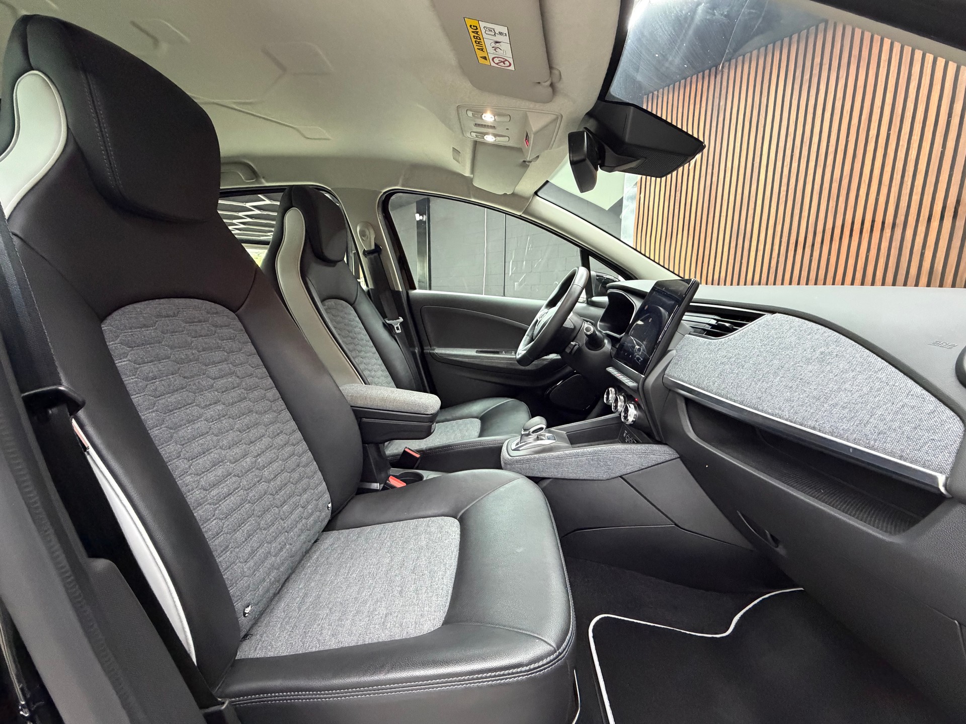 RENAULT Zoe Intens R135 (incl. Batterie)-image-13