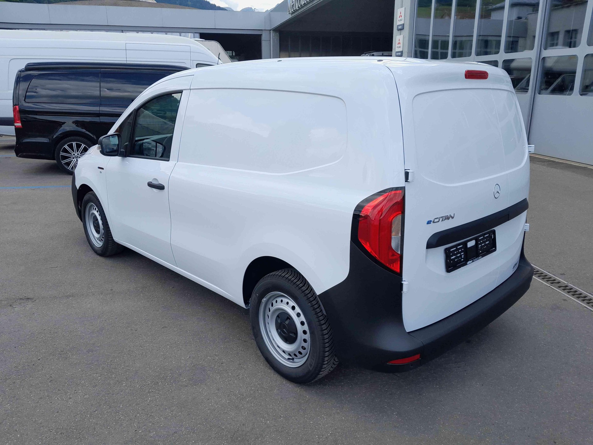 MERCEDES-BENZ eCitan S FWD Worker-showroom-element-2