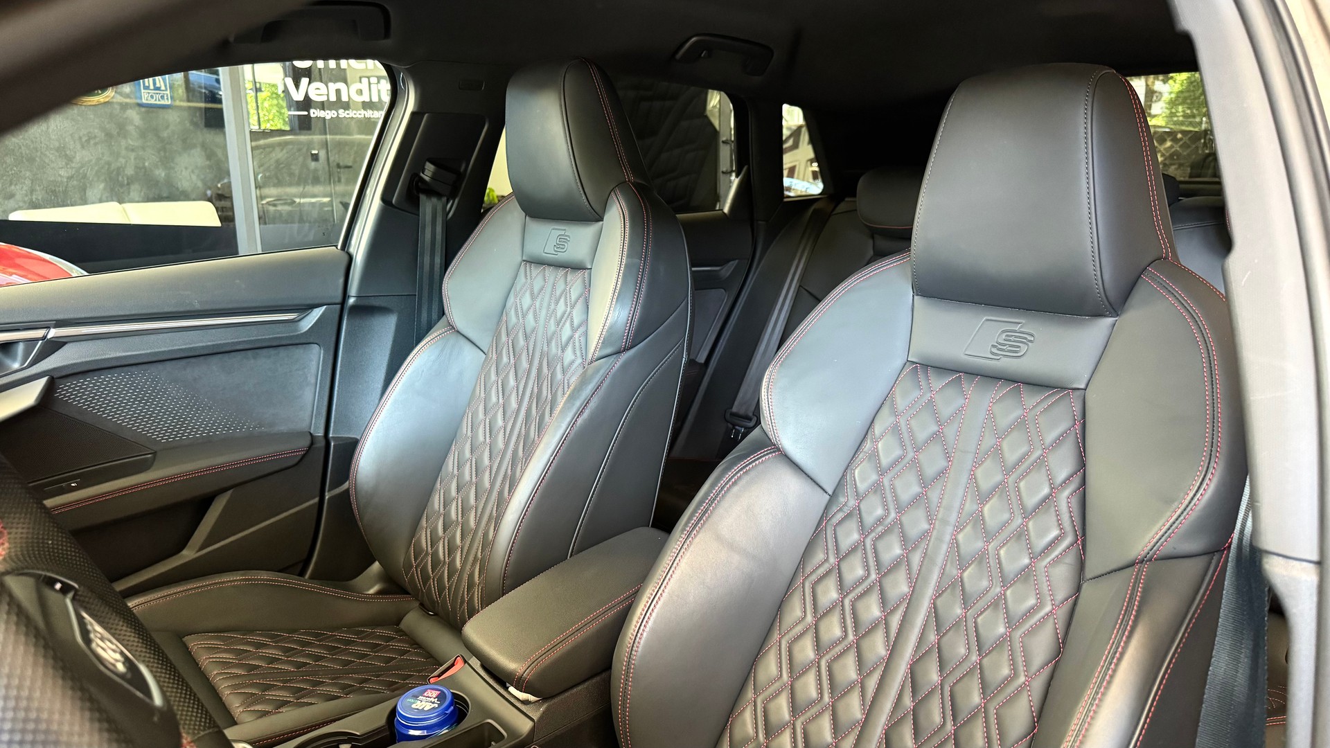 AUDI S3 Sportback TFSI quattro S-tronic-image-9