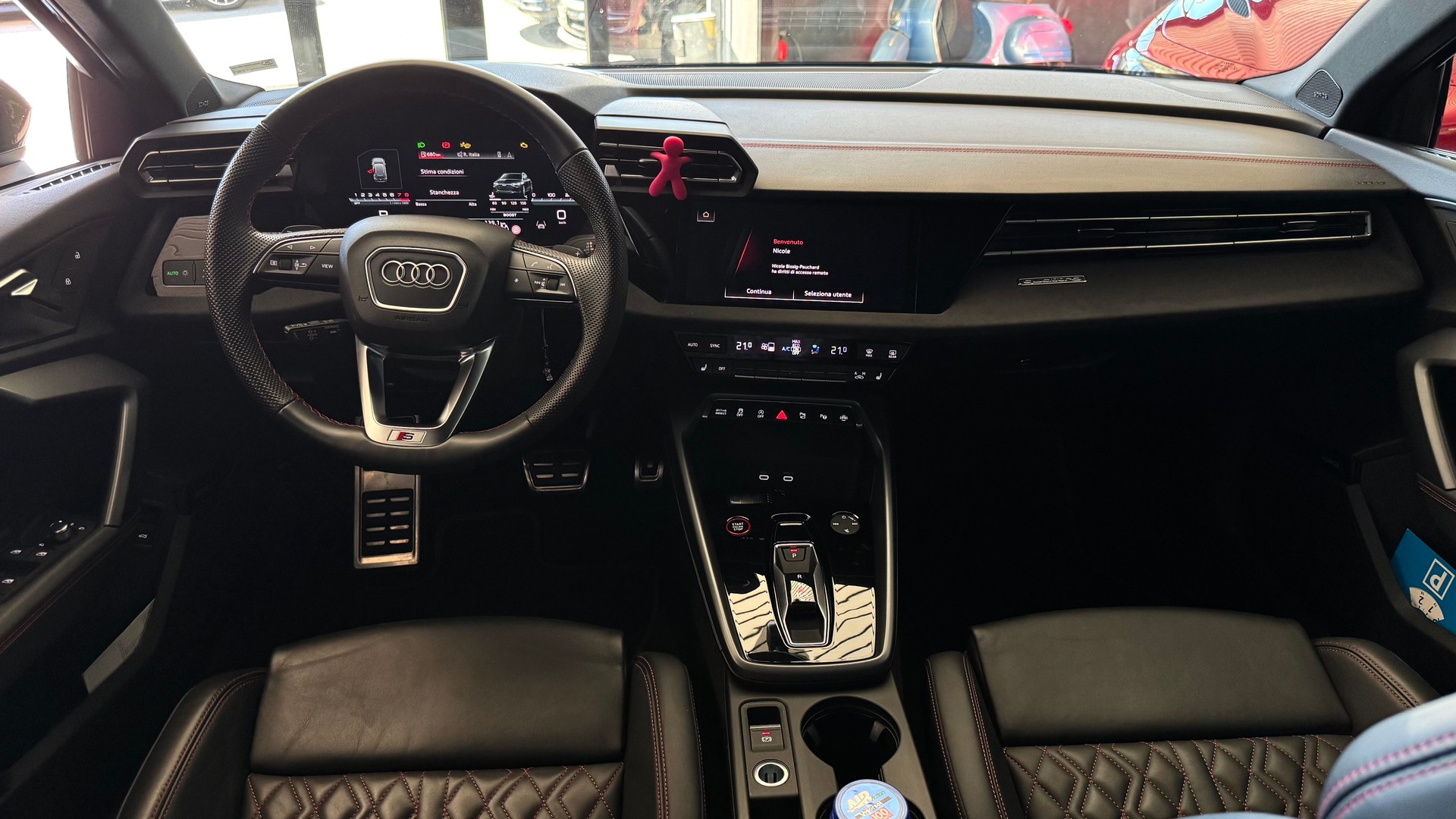 AUDI S3 Sportback TFSI quattro S-tronic-image-8