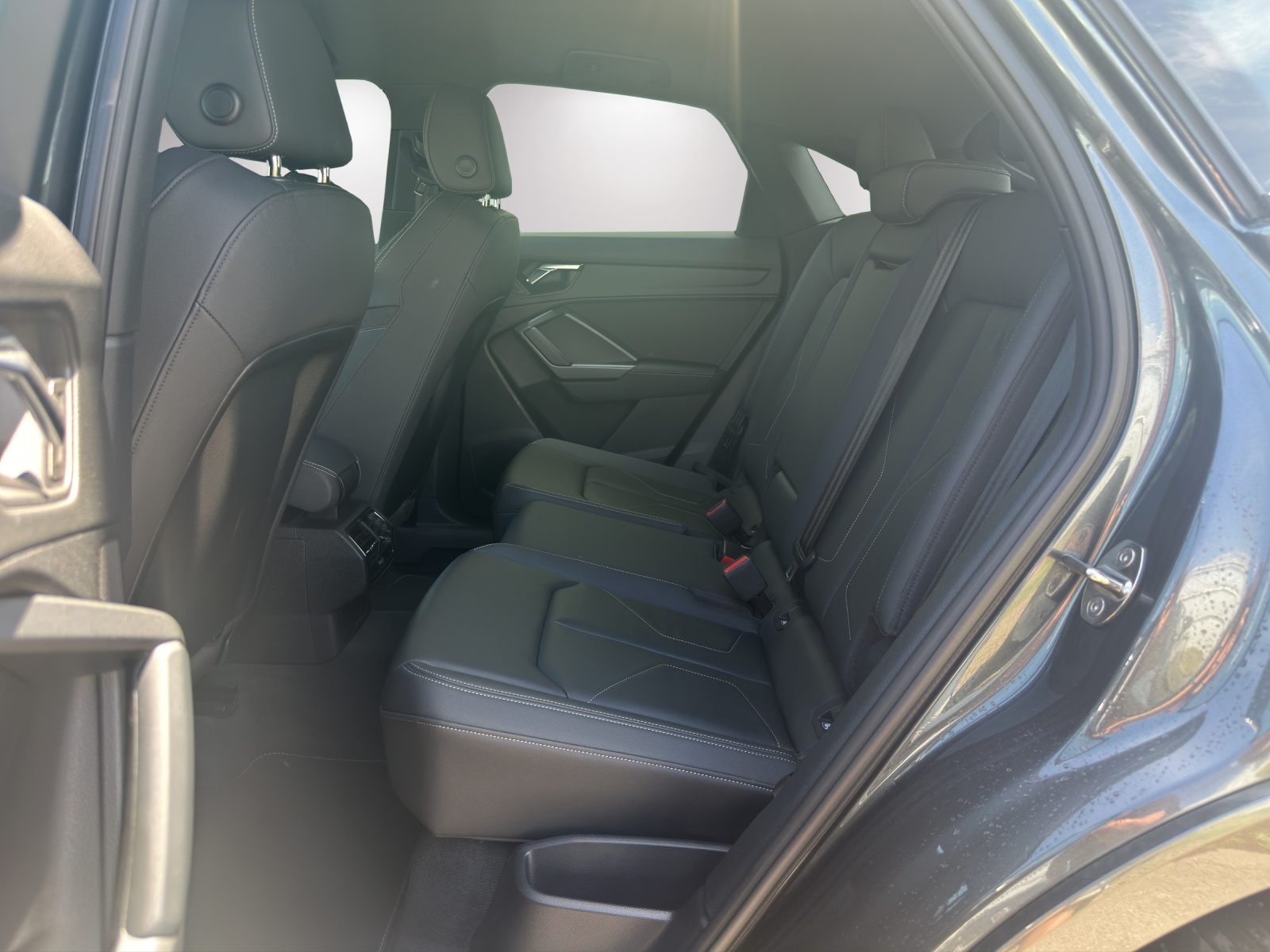 AUDI Q3 Sportback 35 TFSI S line Attraction S-tronic-image-13