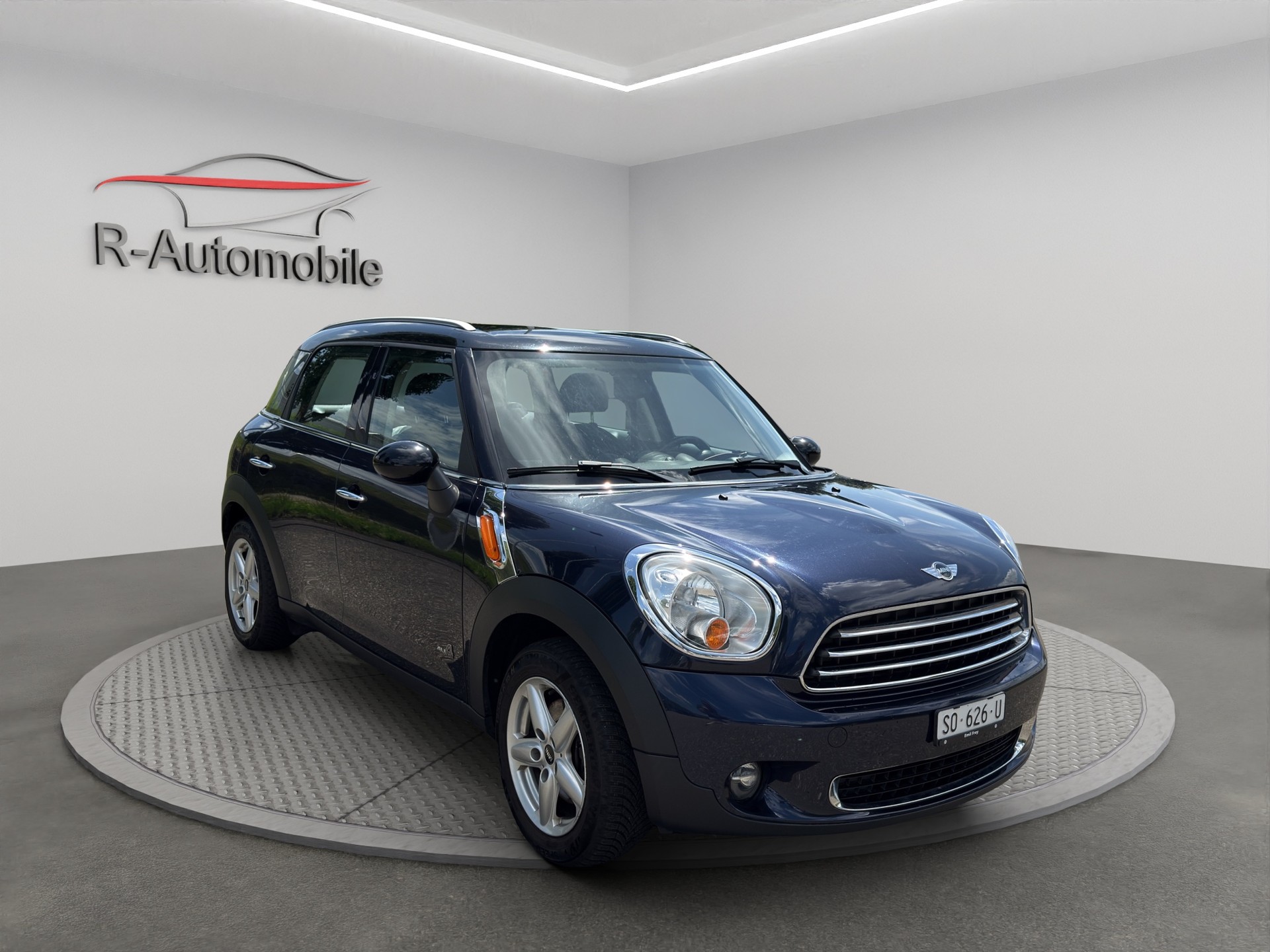 MINI Countryman Cooper D ALL4-image-6