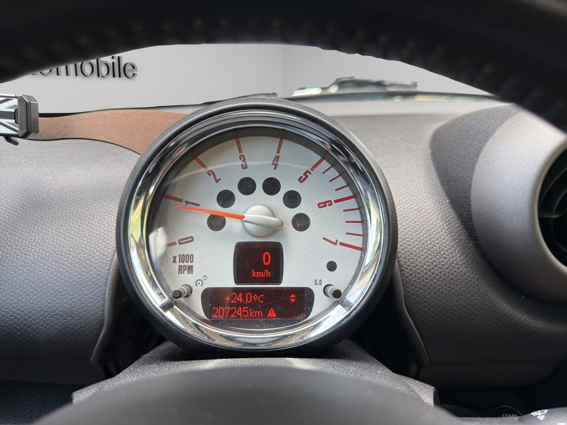MINI Countryman Cooper D ALL4-image-10