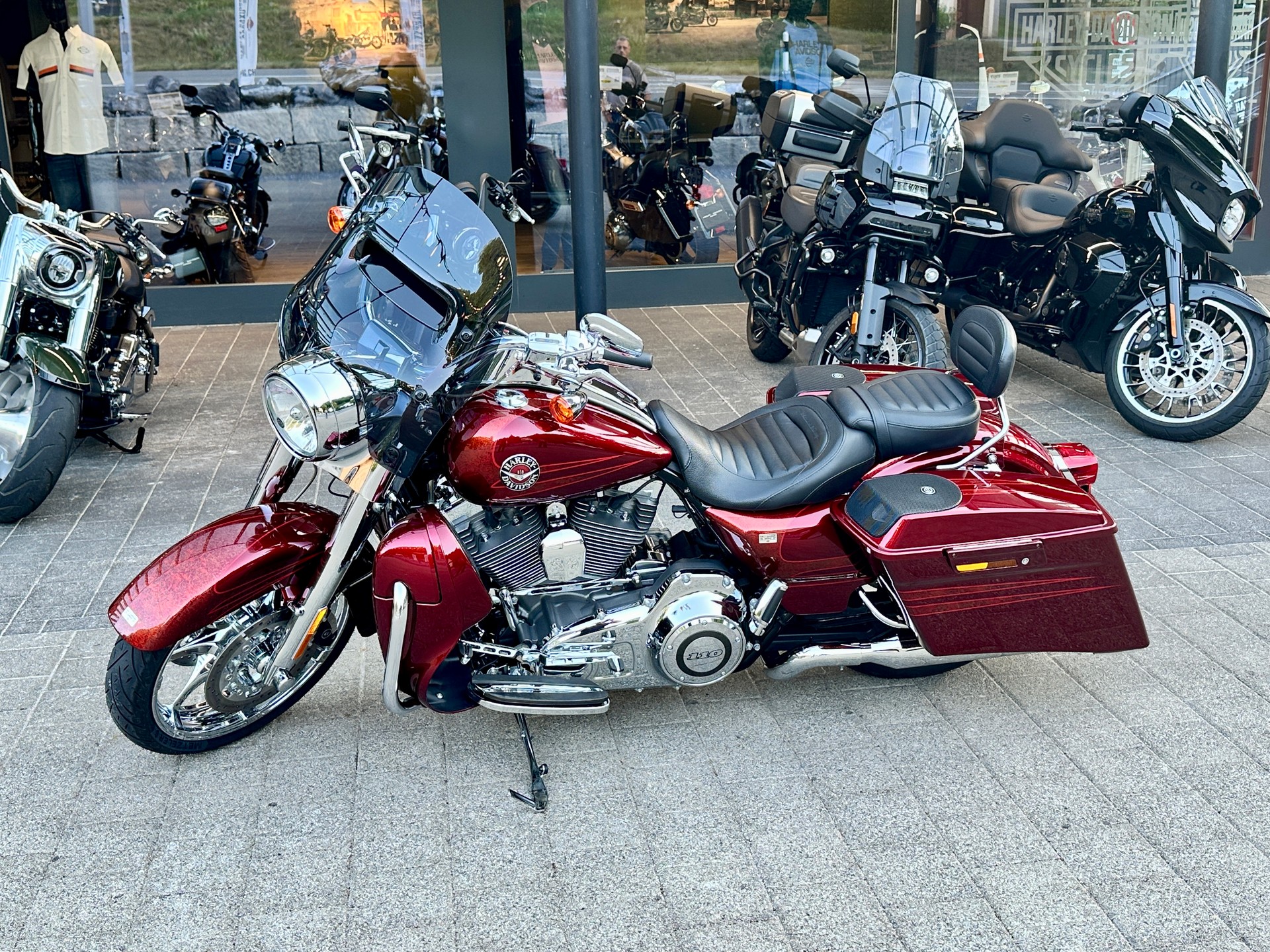 HARLEY-DAVIDSON FLHRSE5 Road King ABS CVO Screamin Eagle-image-0
