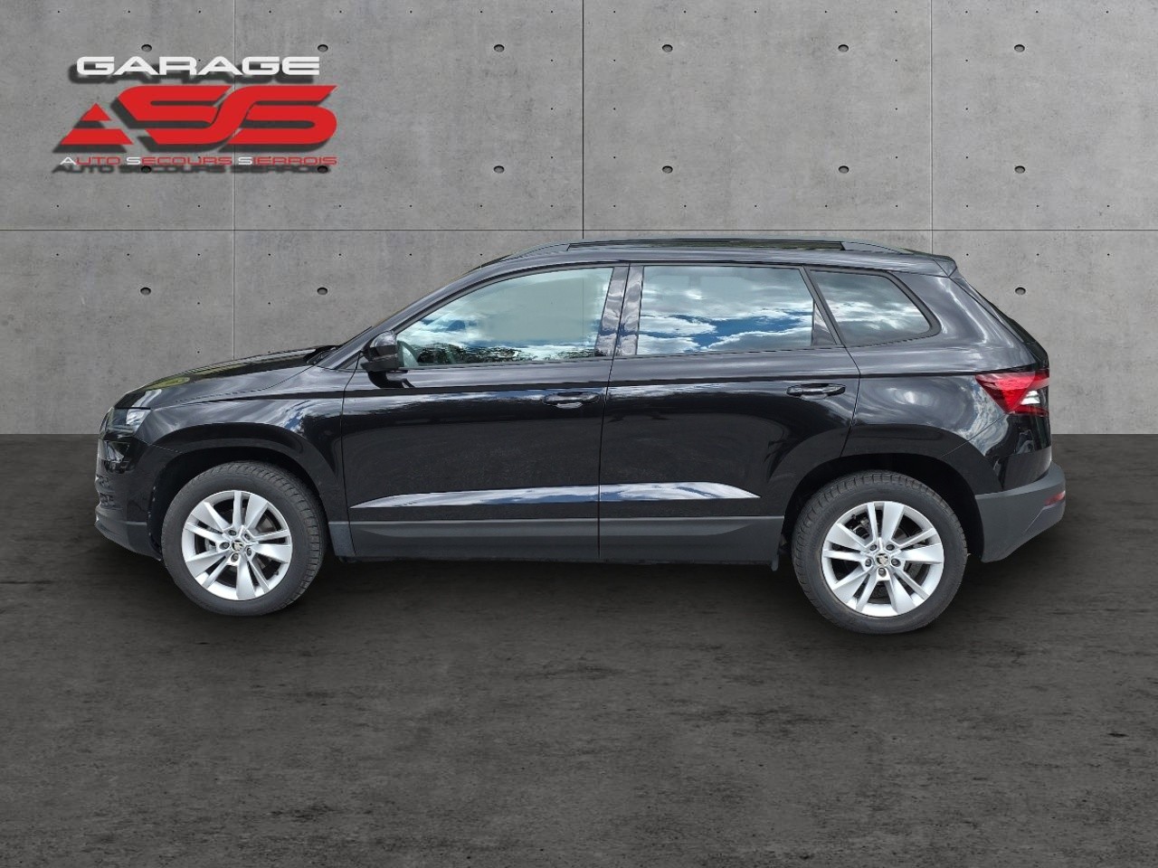 SKODA Karoq 1.5 TSI ACT Ambition DSG-image-6