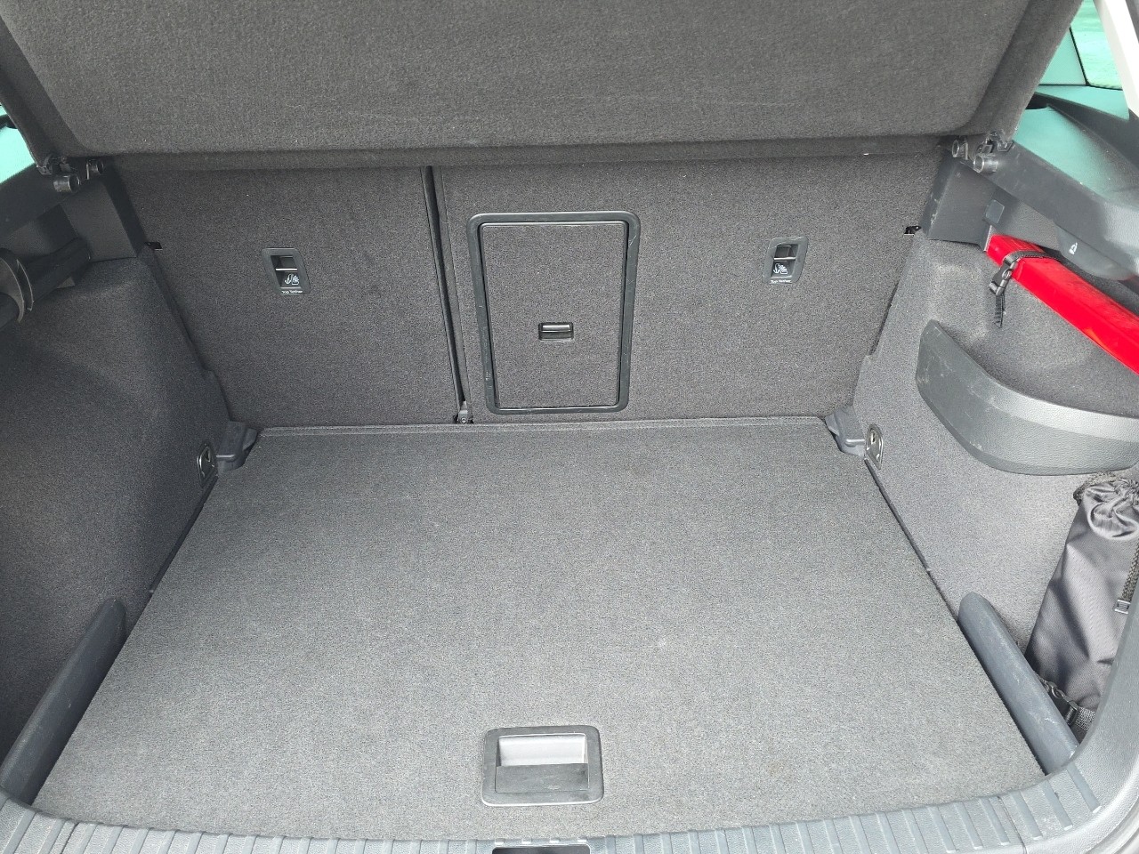 SKODA Karoq 1.5 TSI ACT Ambition DSG-image-11