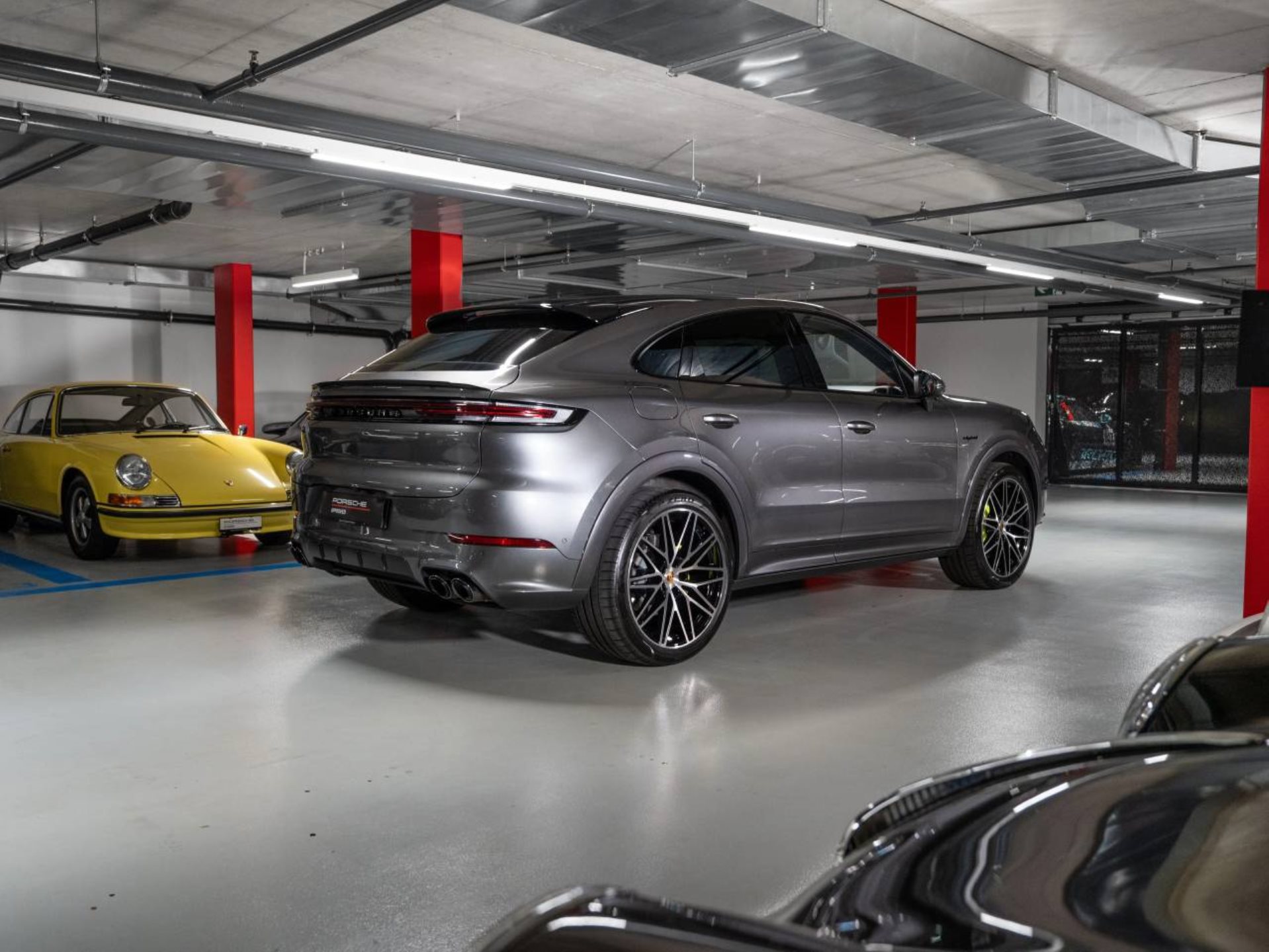 PORSCHE Cayenne E-Hybrid Coupé (MY24)-image-7