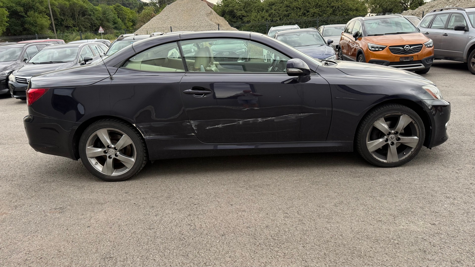 LEXUS IS 250C Executive Automatic-image-3