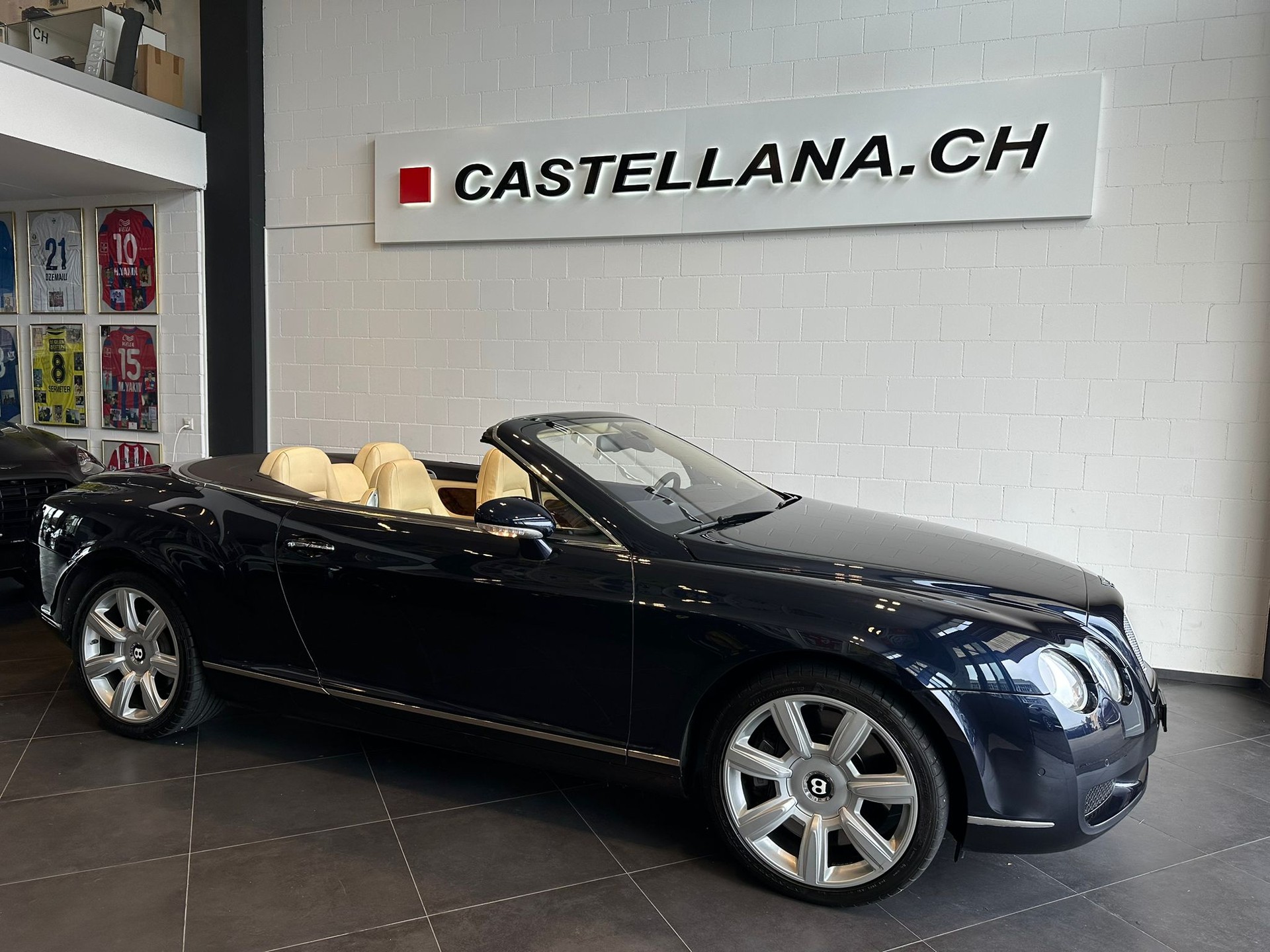 BENTLEY Continental GTC 6.0