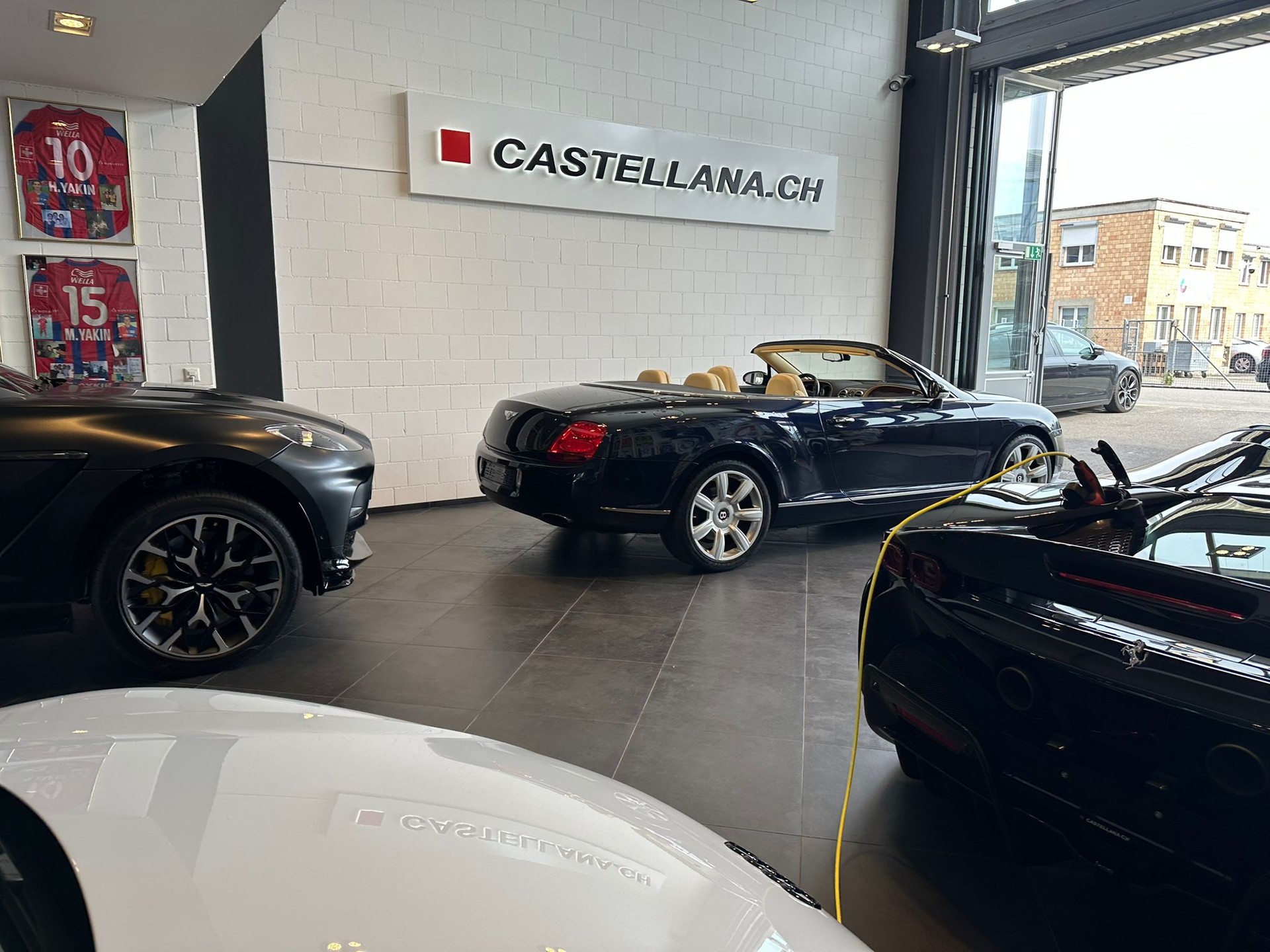 BENTLEY Continental GTC 6.0-image-7