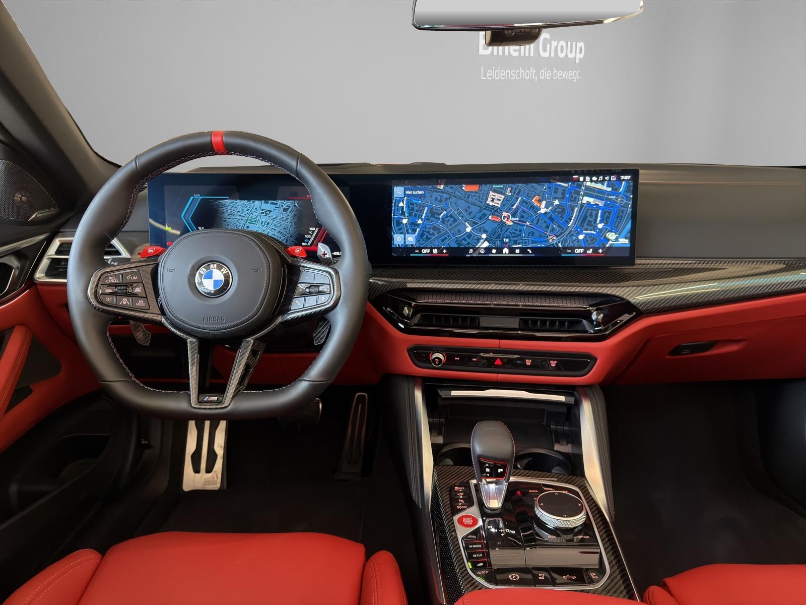 BMW M4 Competition xDrive Cabrio-image-13
