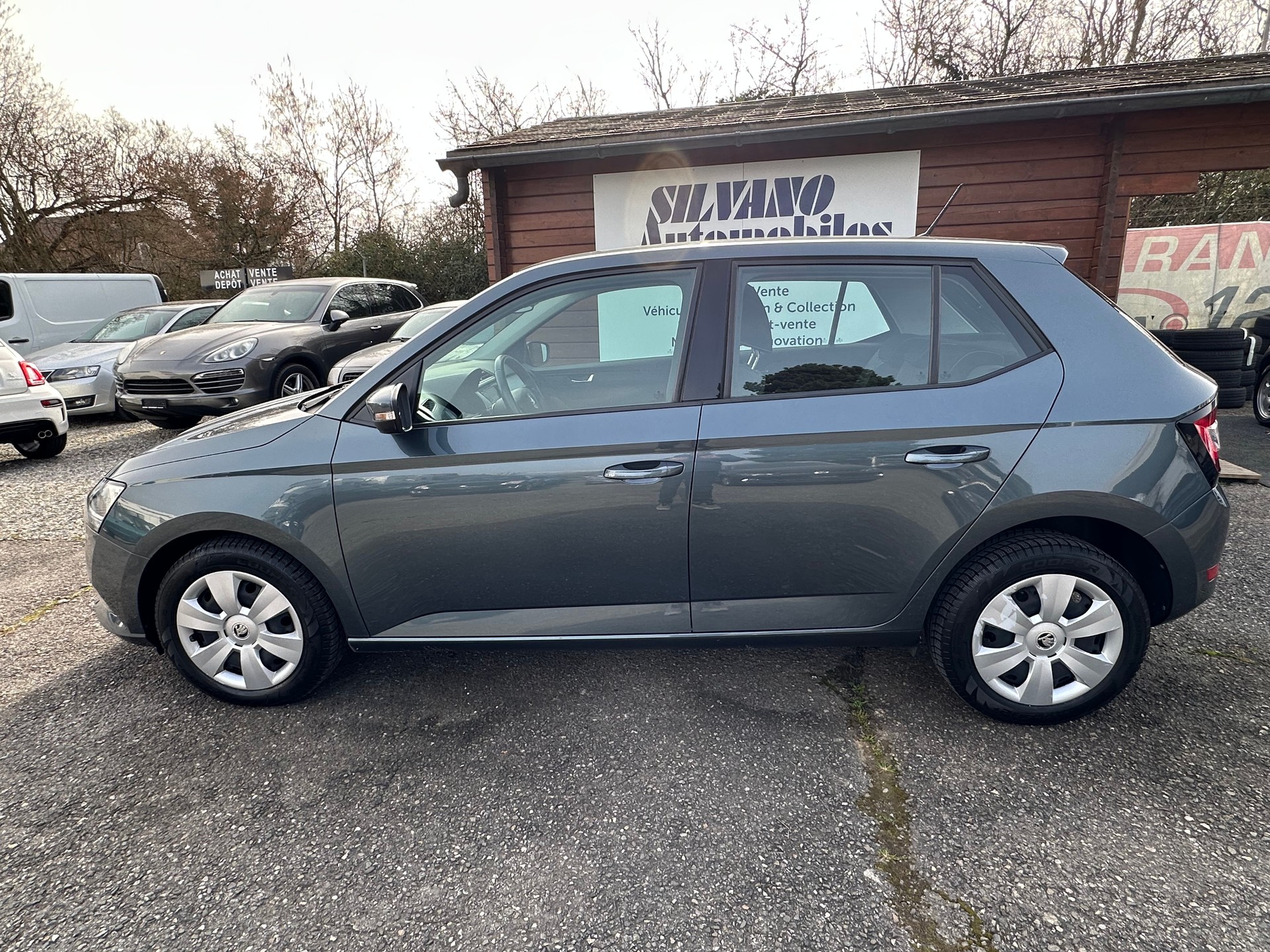 SKODA Fabia 1.0 MPI Ambition-image-5