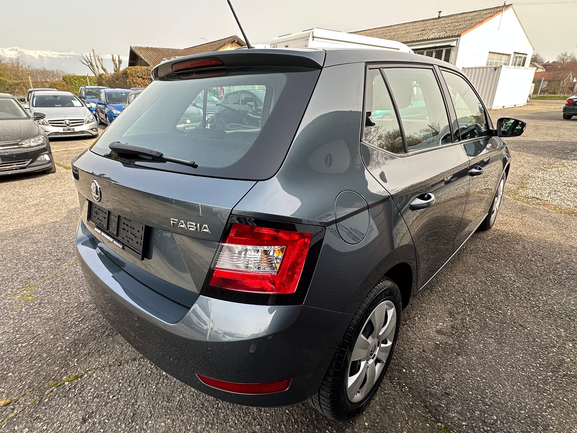 SKODA Fabia 1.0 MPI Ambition-image-8