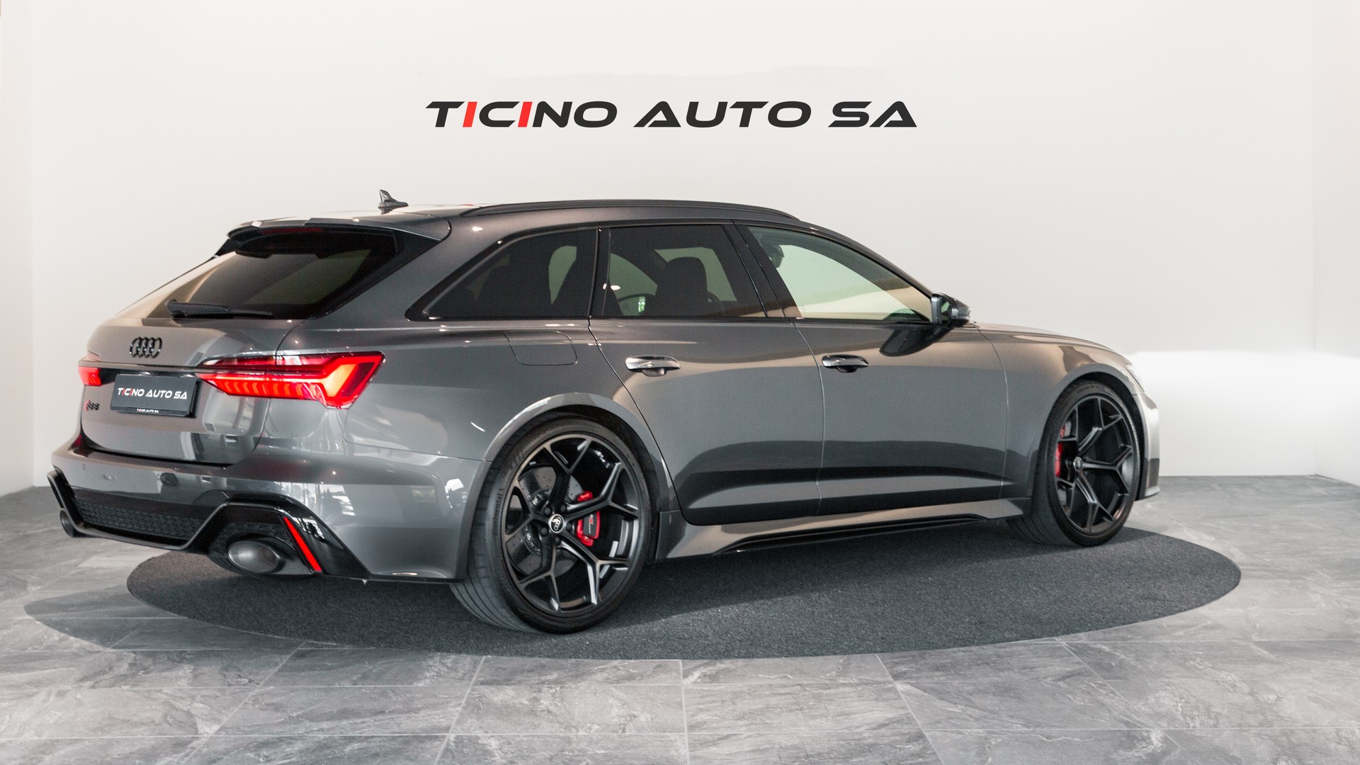 AUDI RS6 Avant 4.0 TFSI V8 Performance quattro-showroom-element-1