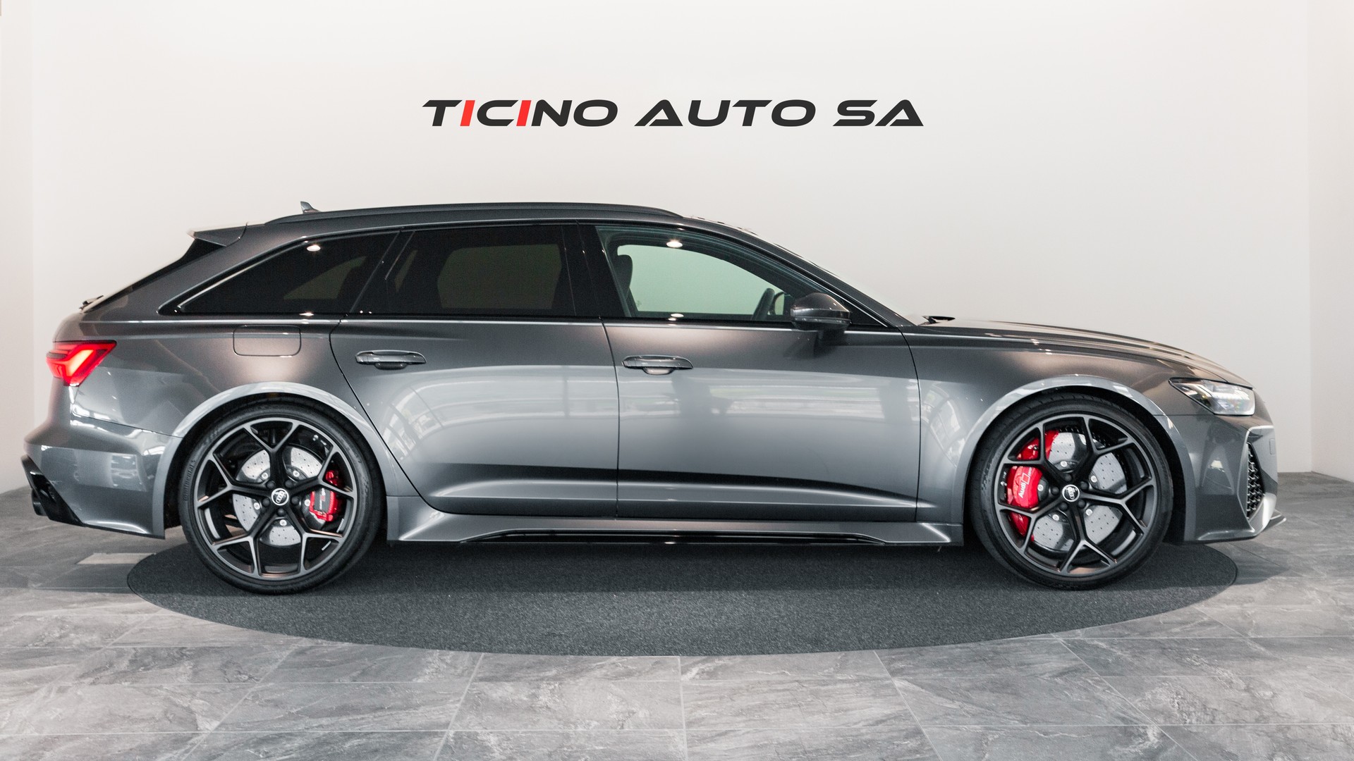 AUDI RS6 Avant 4.0 TFSI V8 Performance quattro-image-15