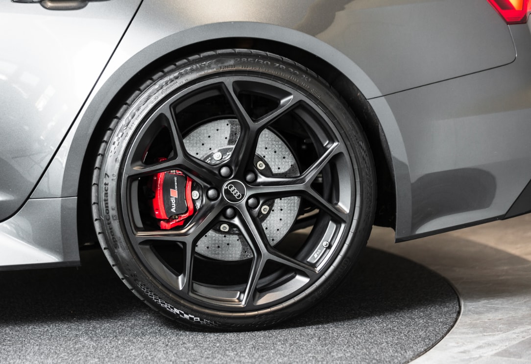 AUDI RS6 Avant 4.0 TFSI V8 Performance quattro-image-16