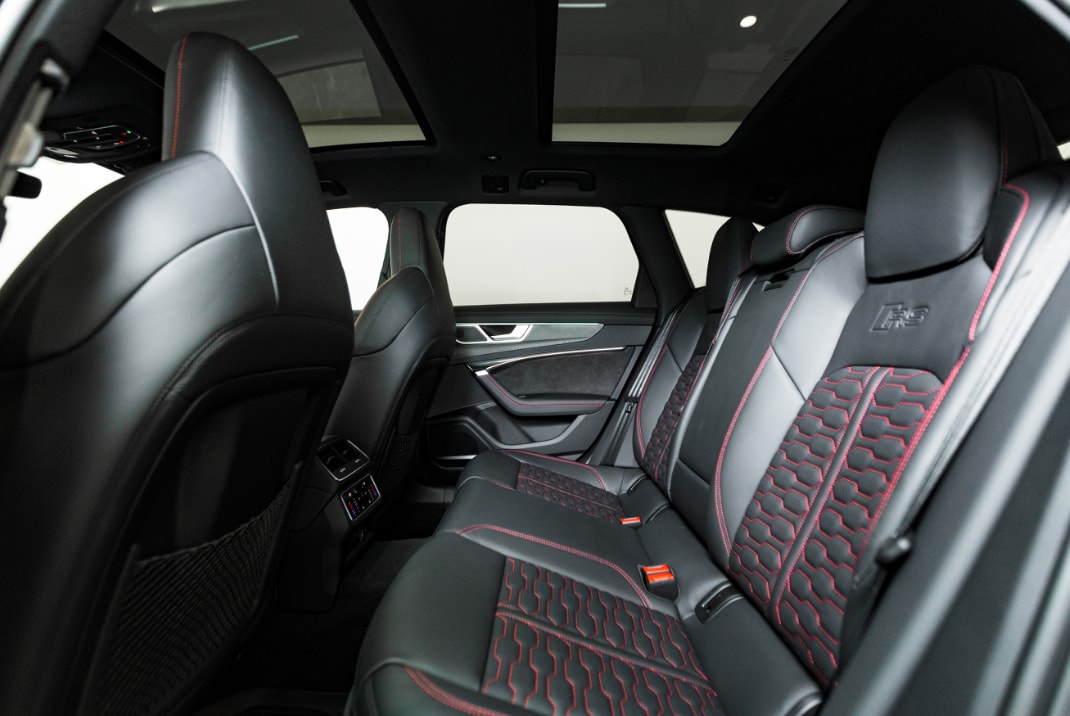 AUDI RS6 Avant 4.0 TFSI V8 Performance quattro-image-9
