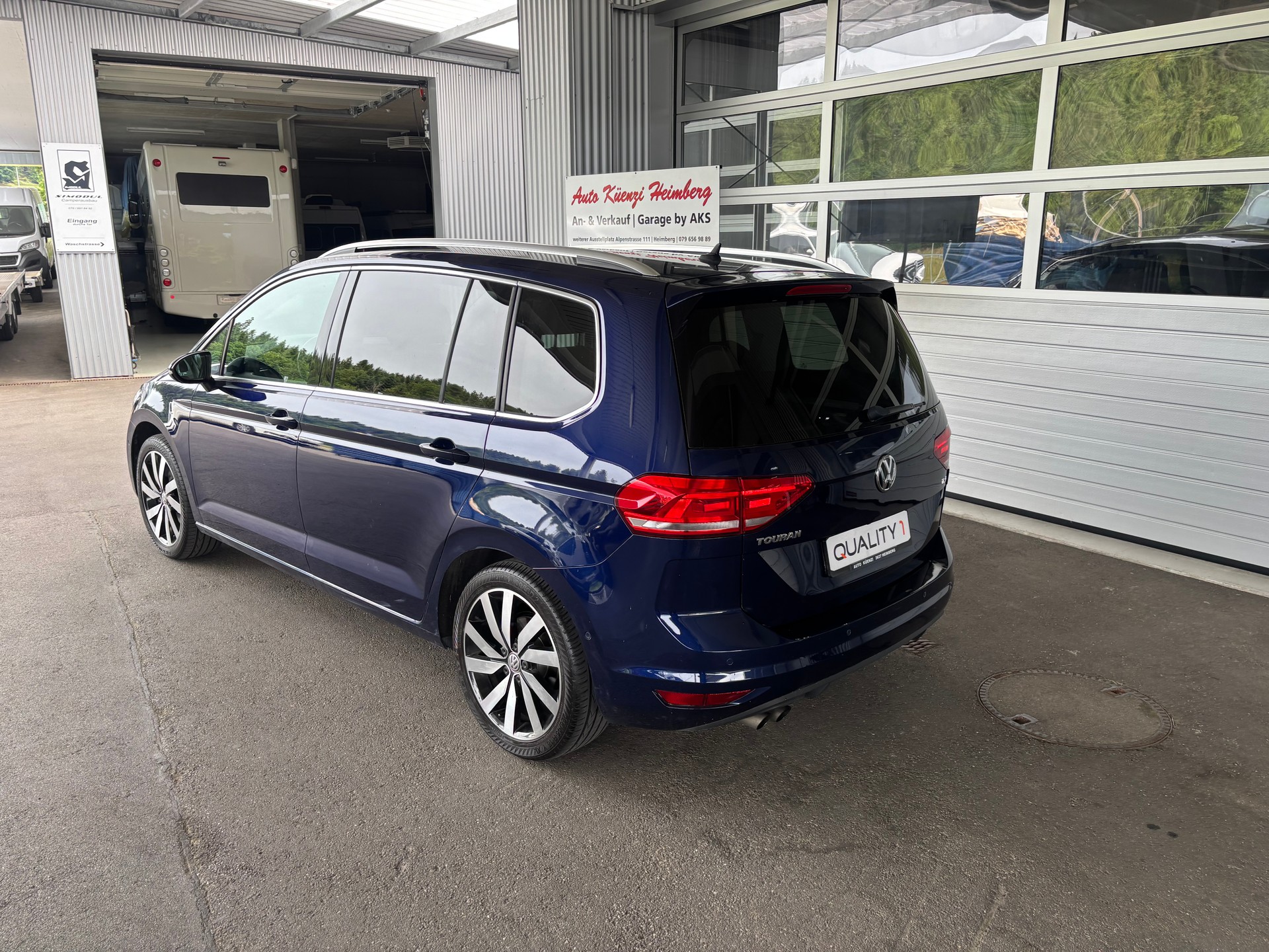 VW Touran 1.4 TSI BlueMotion Technology Highline DSG 7. Sitze-showroom-element-3