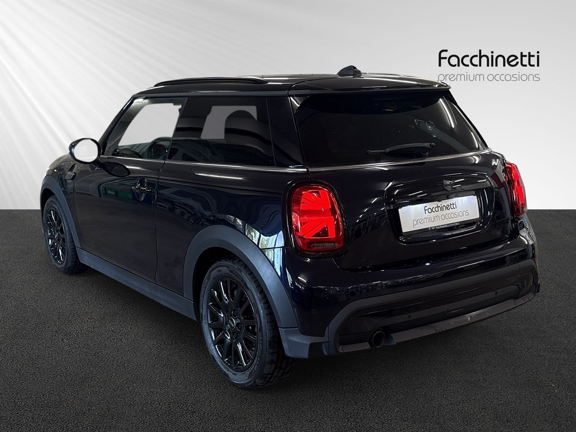 MINI Cooper Steptronic DKG-showroom-element-2