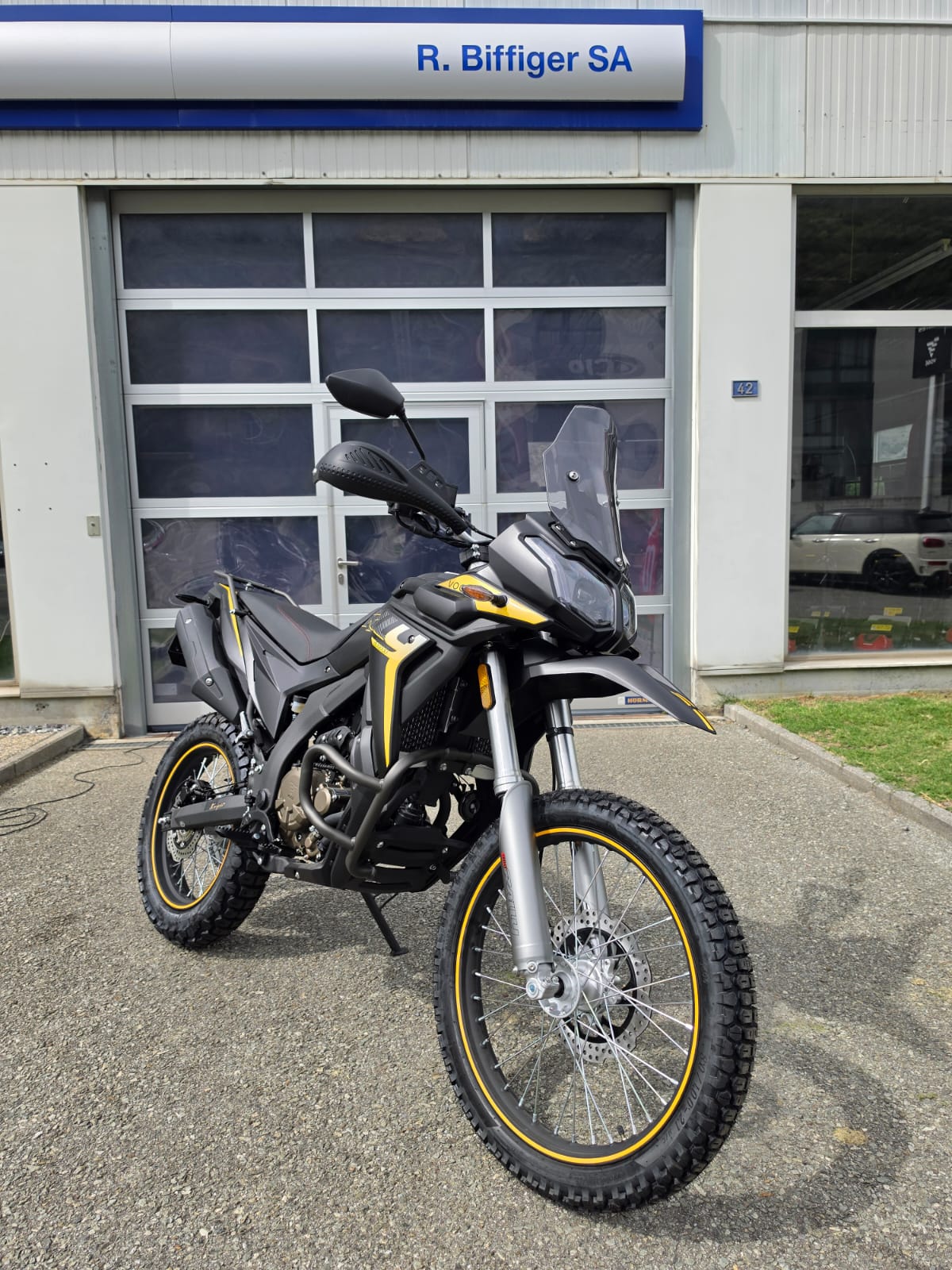 VOGE 300 Rally-image-0
