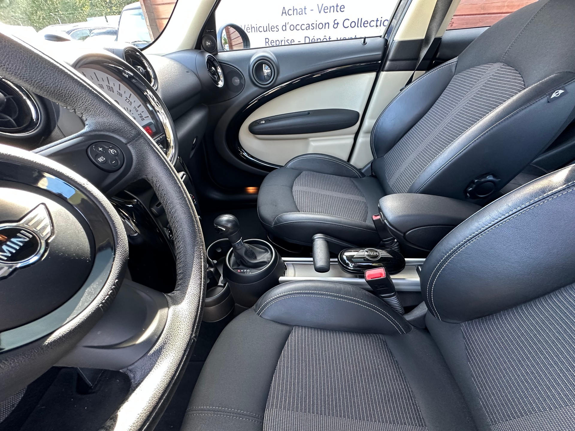 MINI Countryman Cooper ALL4 Steptronic-image-21