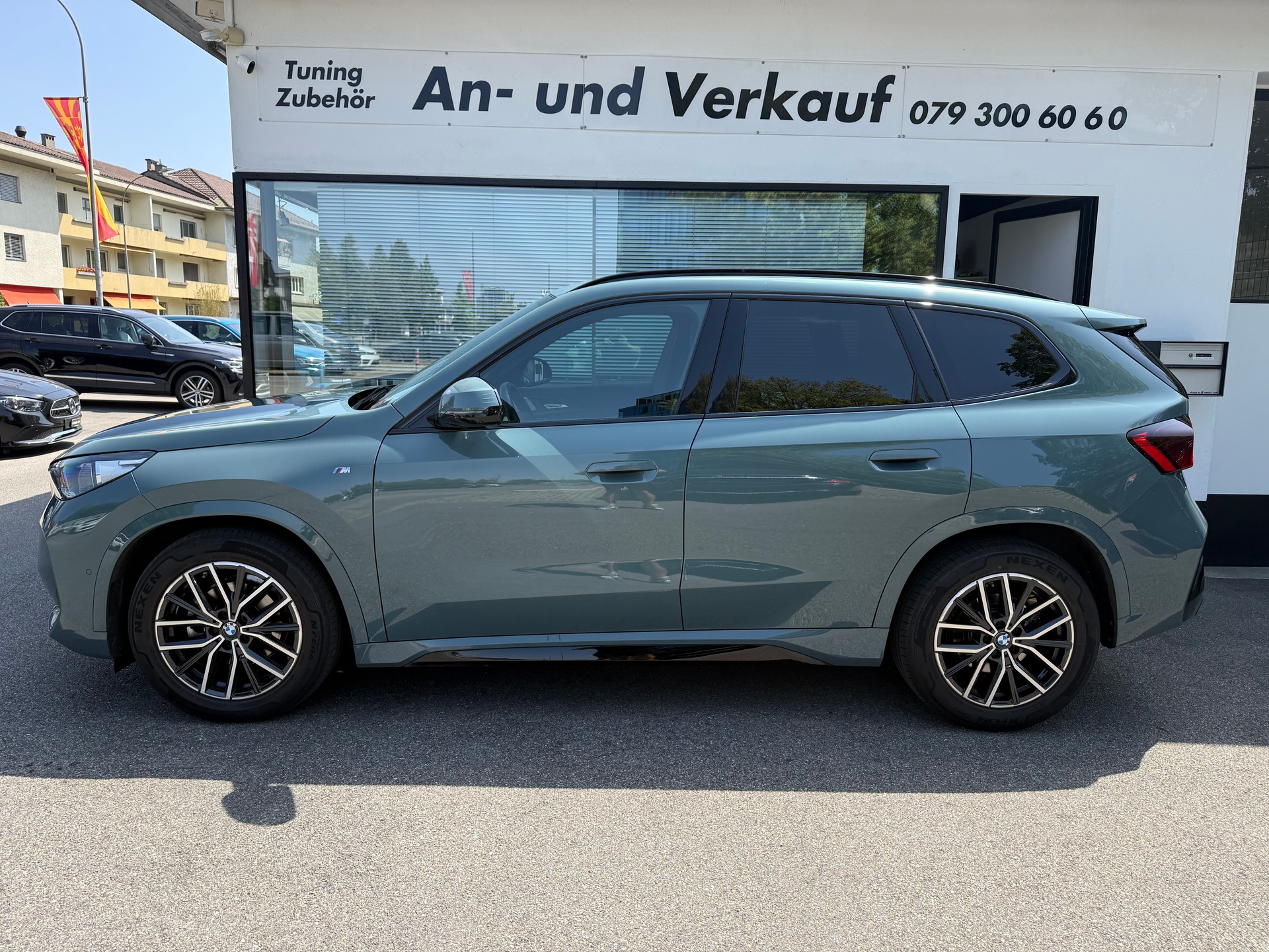 BMW X1 xDrive 20d 48V M Sport-showroom-element-2