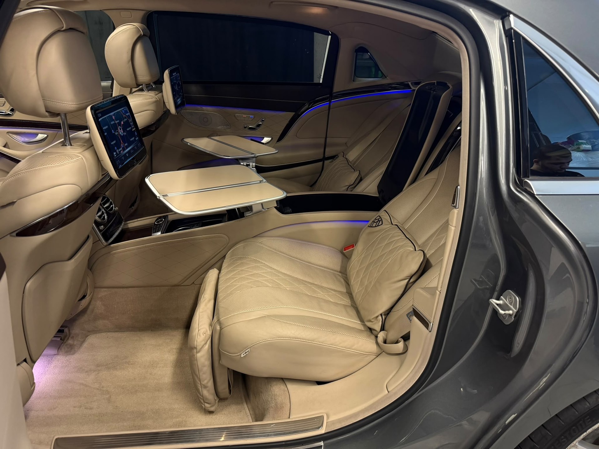 MERCEDES-BENZ S 500 Maybach 4Matic 9G-Tronic-image-16