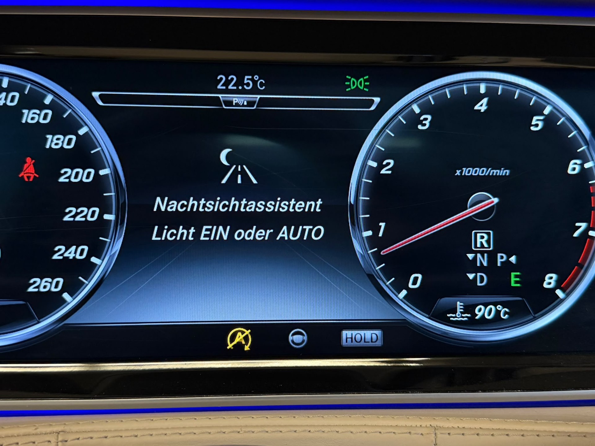 MERCEDES-BENZ S 500 Maybach 4Matic 9G-Tronic-image-23